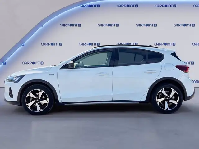 Ford Focus view 2