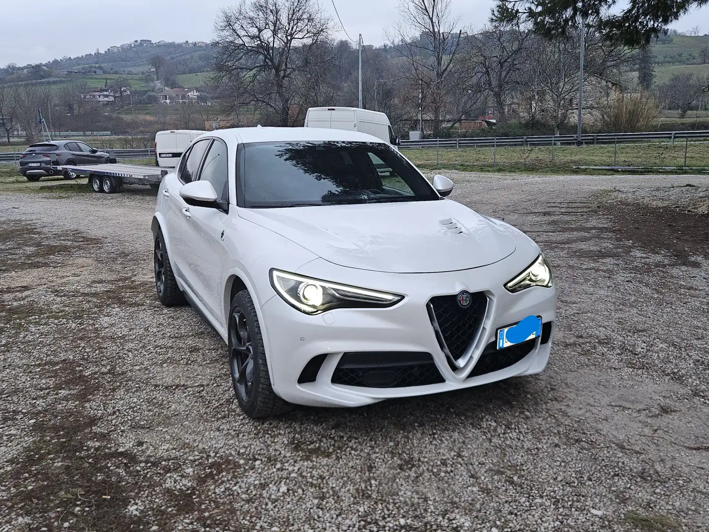 Alfa Romeo Stelvio 2.9 bi-t V6 Quadrifoglio Q4 510cv auto my19 Bianco - 2