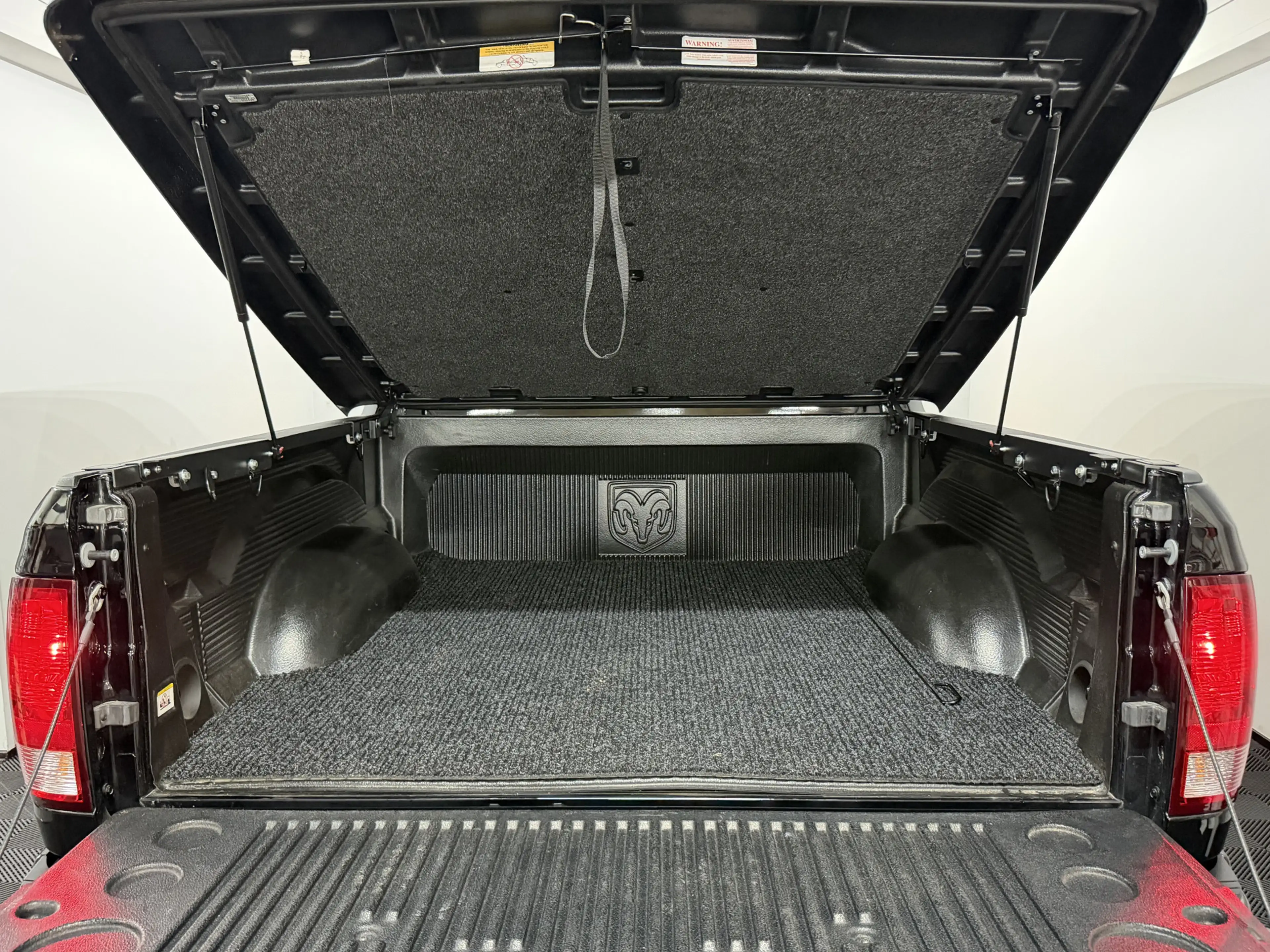 Dodge RAM 1500 5.7 V8 4x4 Crew Cab Big Horn Schuifdak, Leder — photo 32