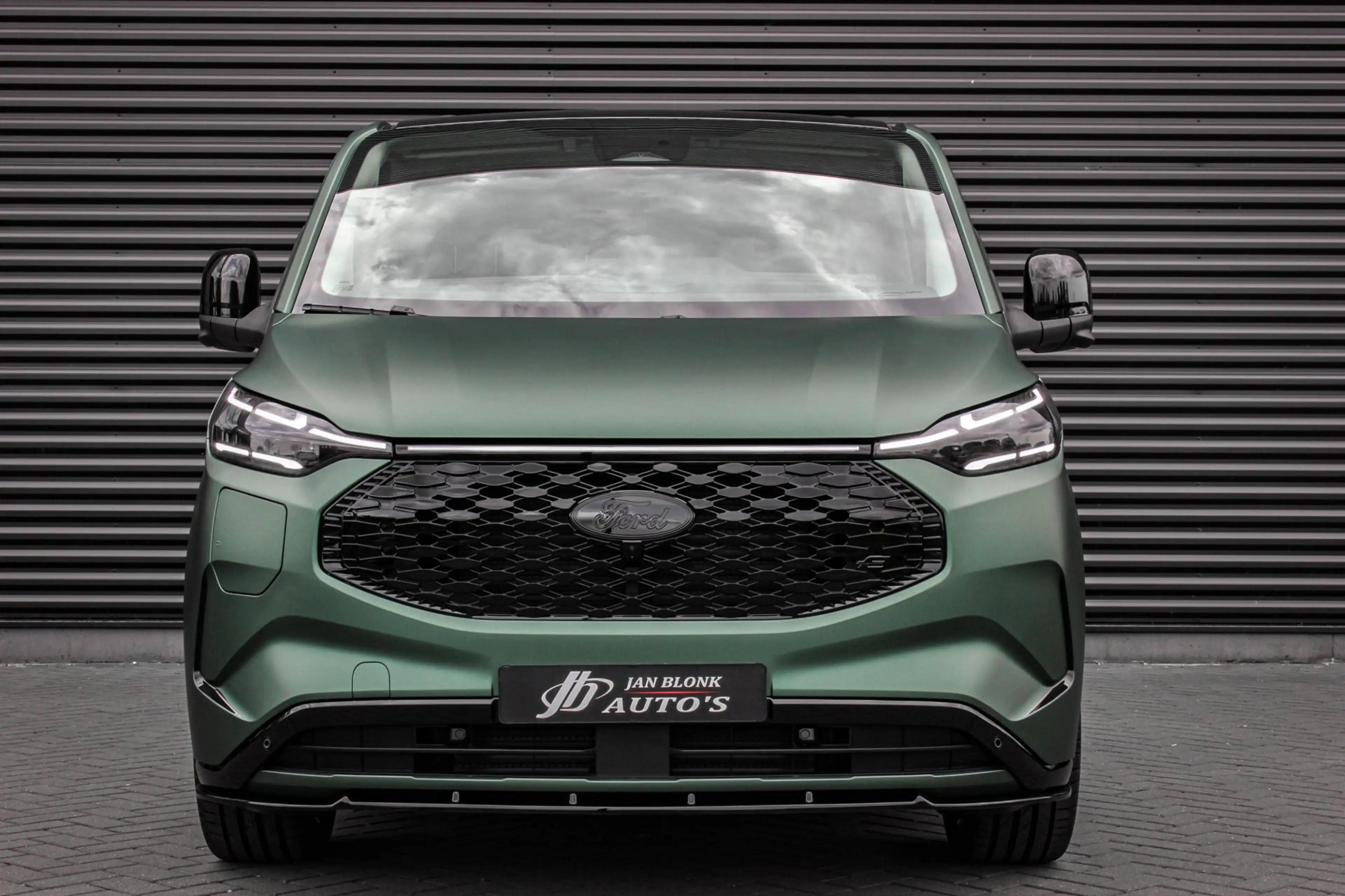 Ford E-Transit Cust. 340 L2H1 Limited 71 kWh 218PK / JB- EDITON / — photo 12