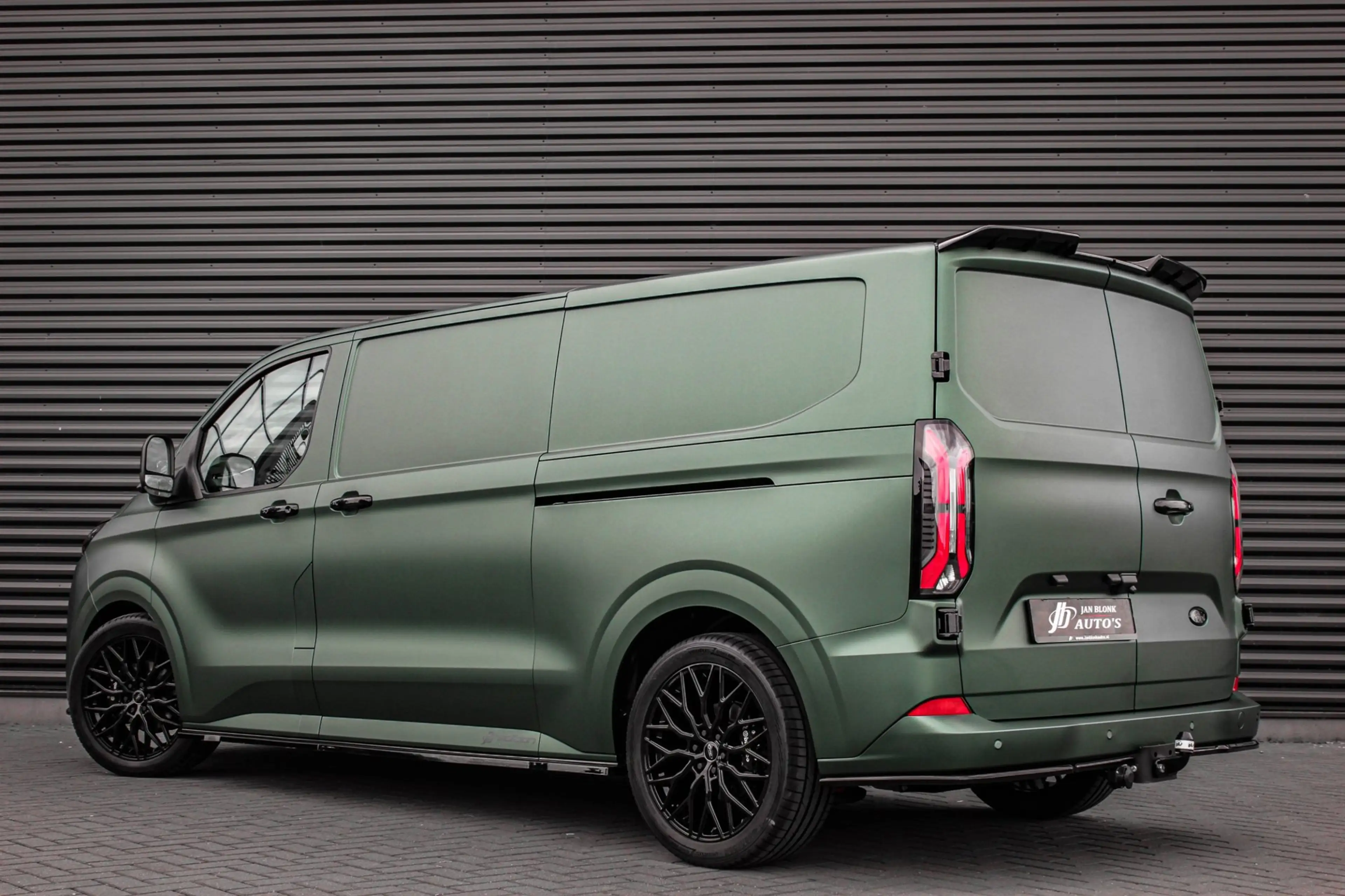 Ford E-Transit Cust. 340 L2H1 Limited 71 kWh 218PK / JB- EDITON / — photo 4