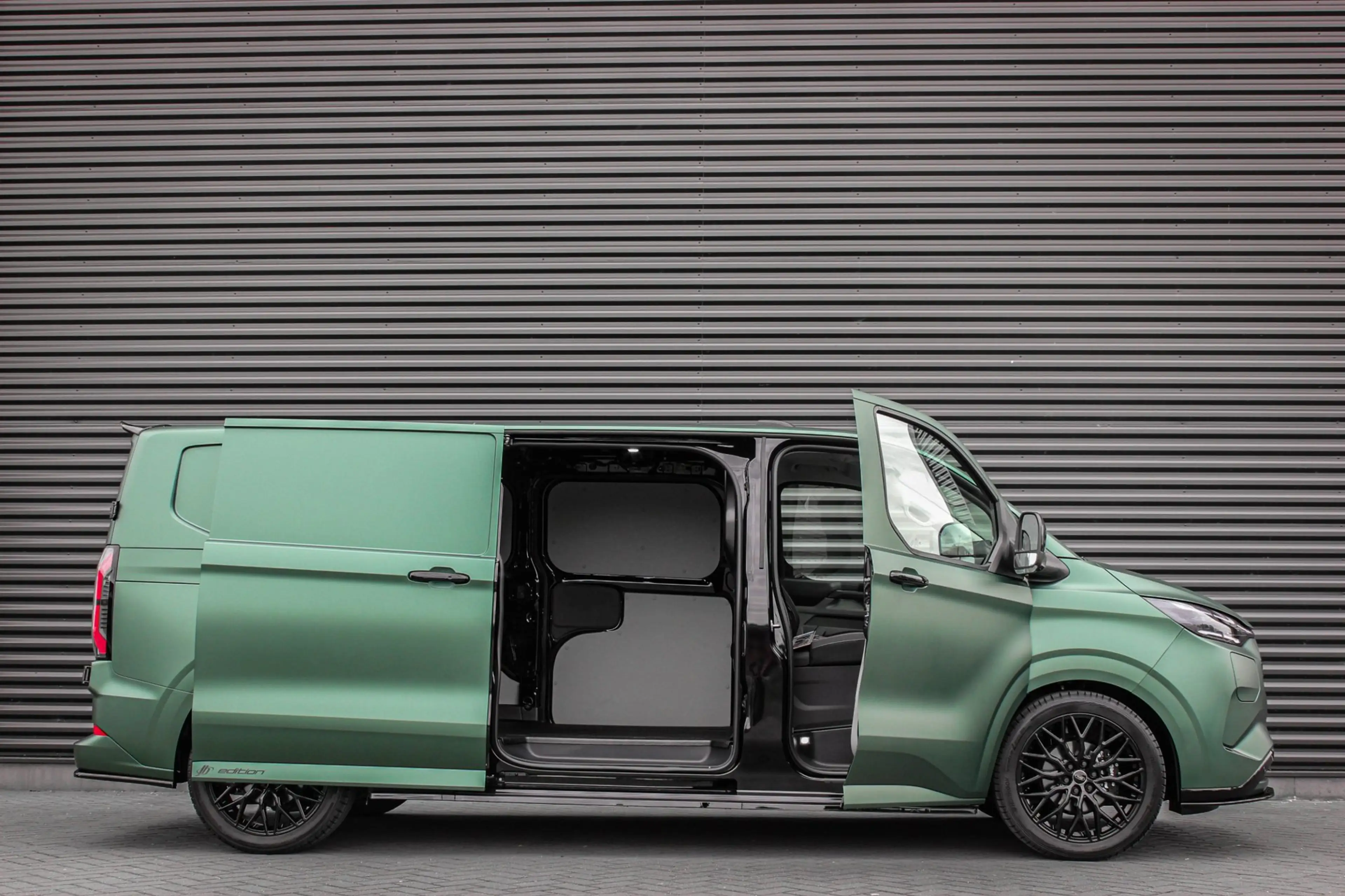 Ford E-Transit Cust. 340 L2H1 Limited 71 kWh 218PK / JB- EDITON / — photo 8