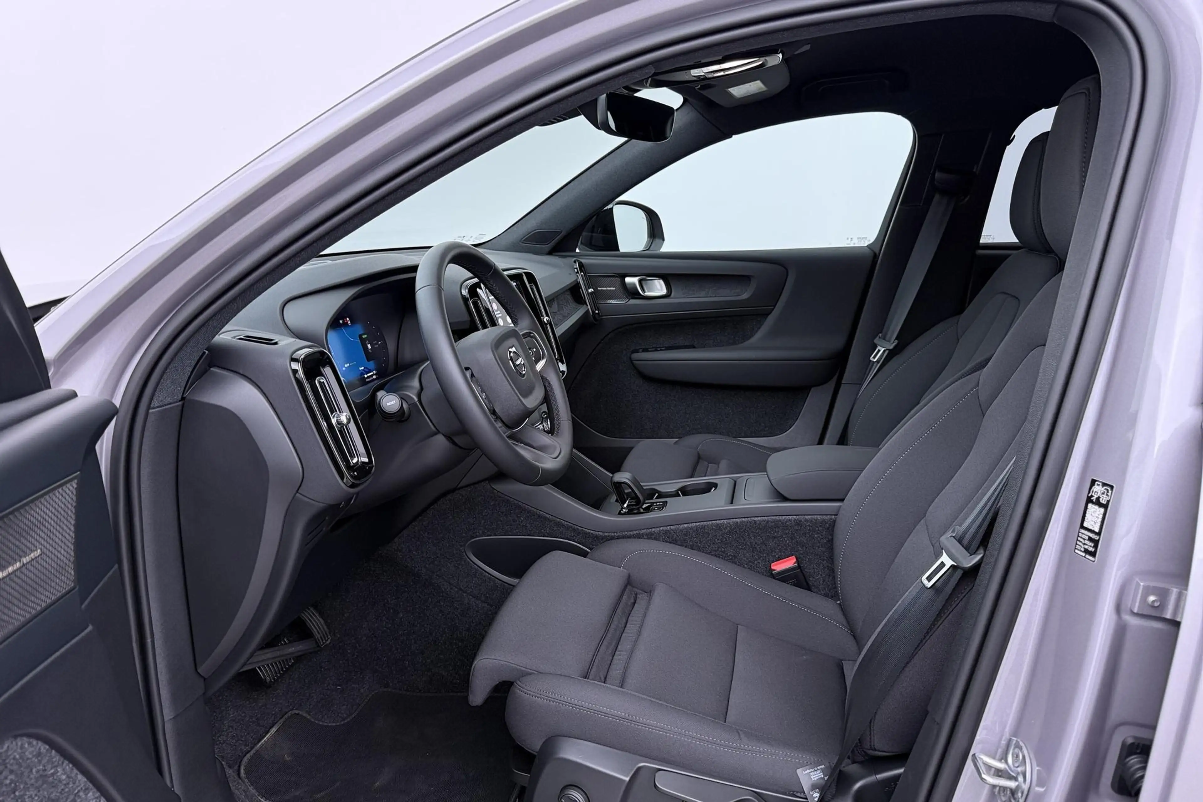 Volvo EX40 Single Motor Extended Range Plus 82 kWh | ACC | 36 — photo 3