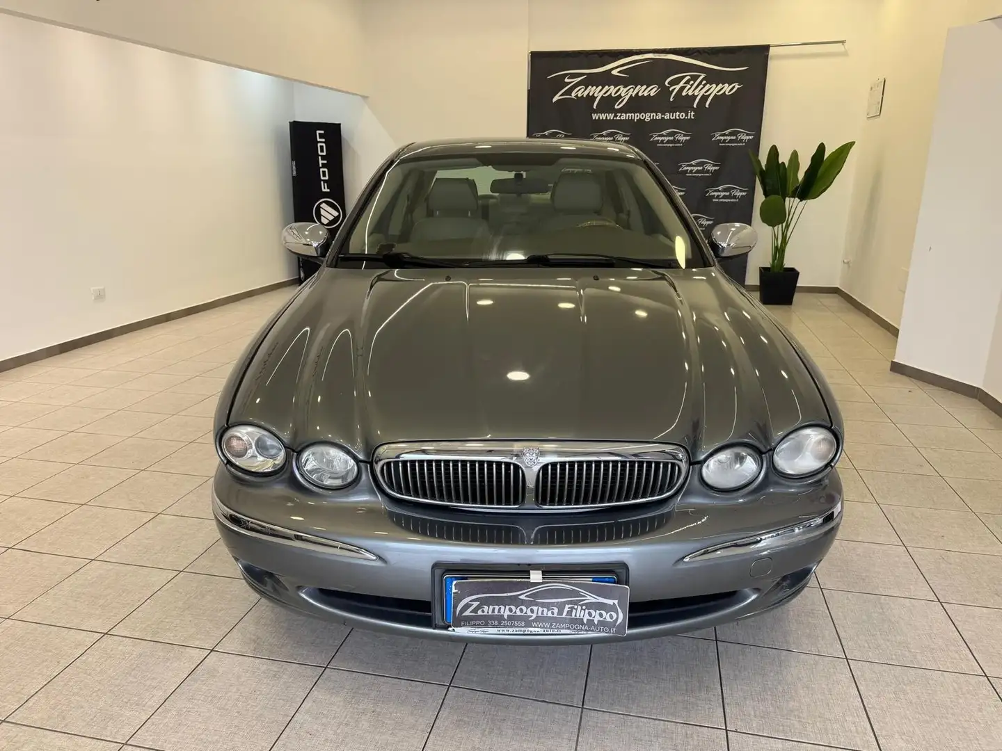 Jaguar X-Type X-Type 2.2D cat Executive Argento - 2