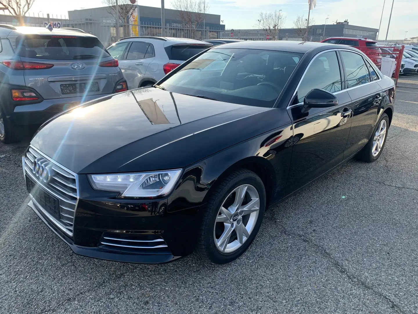 Audi A4 1.4 Tfsi Business 150cv 6m Nero - 1