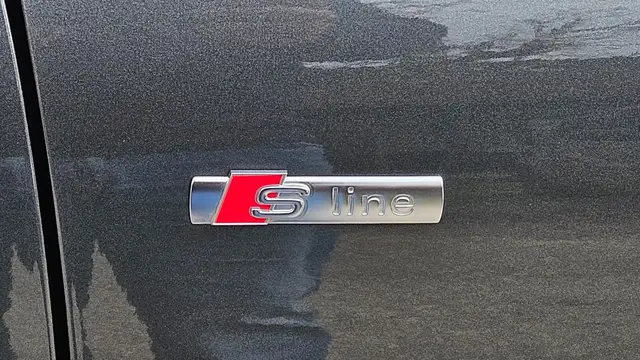 Audi A6 2.0 TDI 3 x S-Line*PANO*NP: 85.000,00*AKH Vorb. Ansicht 15