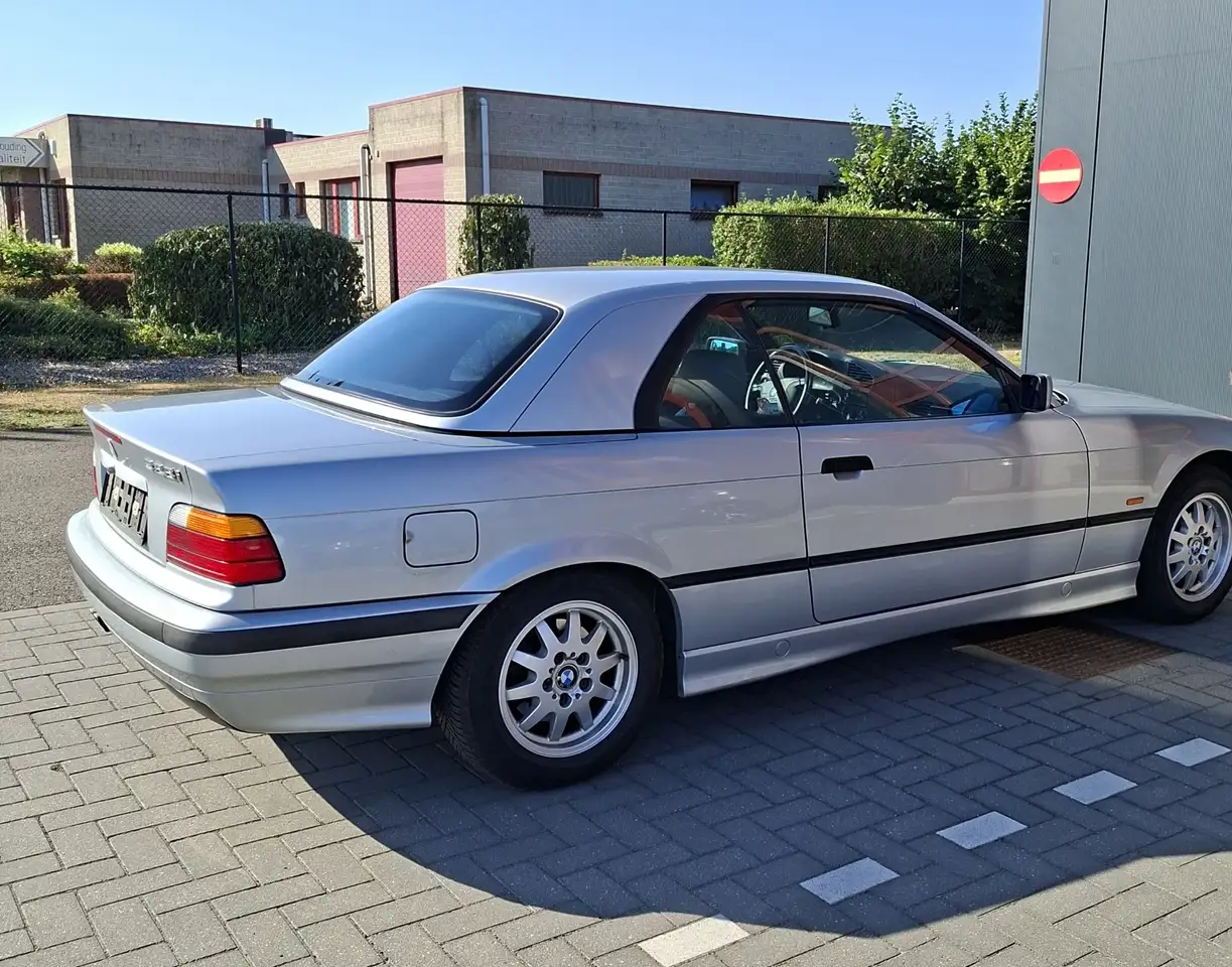 BMW 328