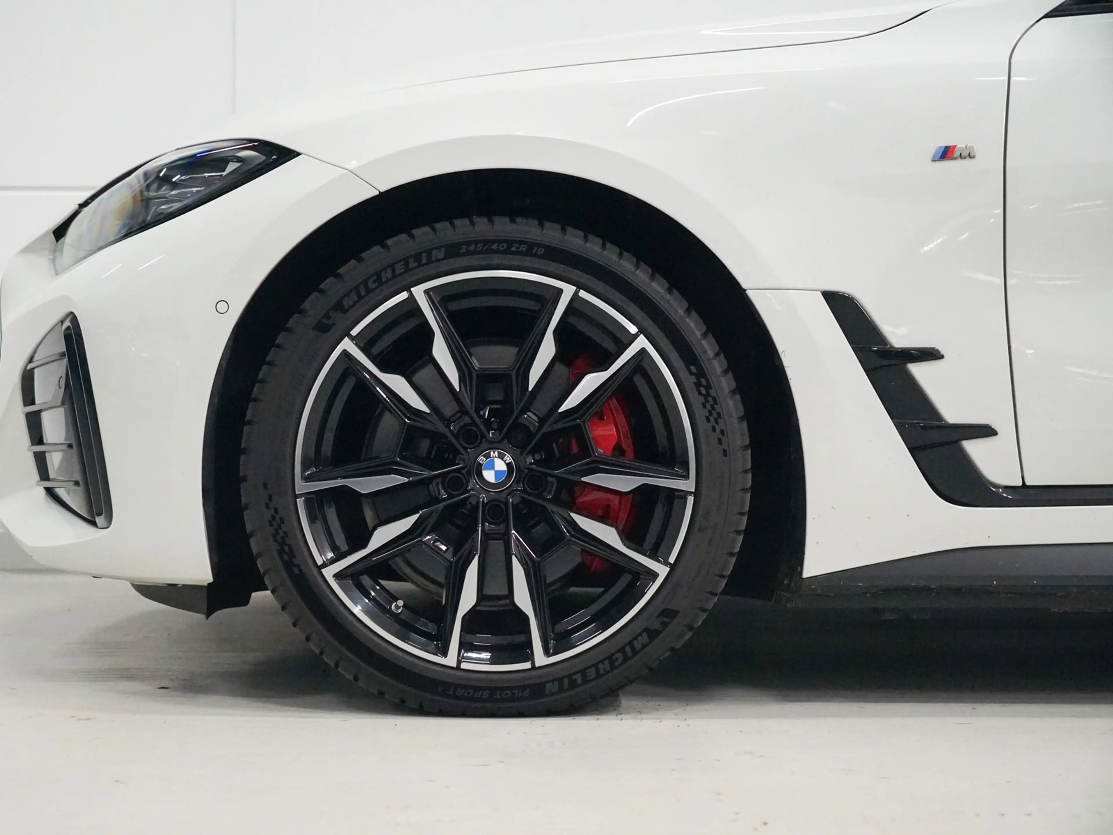 BMW i4 M50 Schuifdak | M-Stoelen | Harman Kardon — photo 41