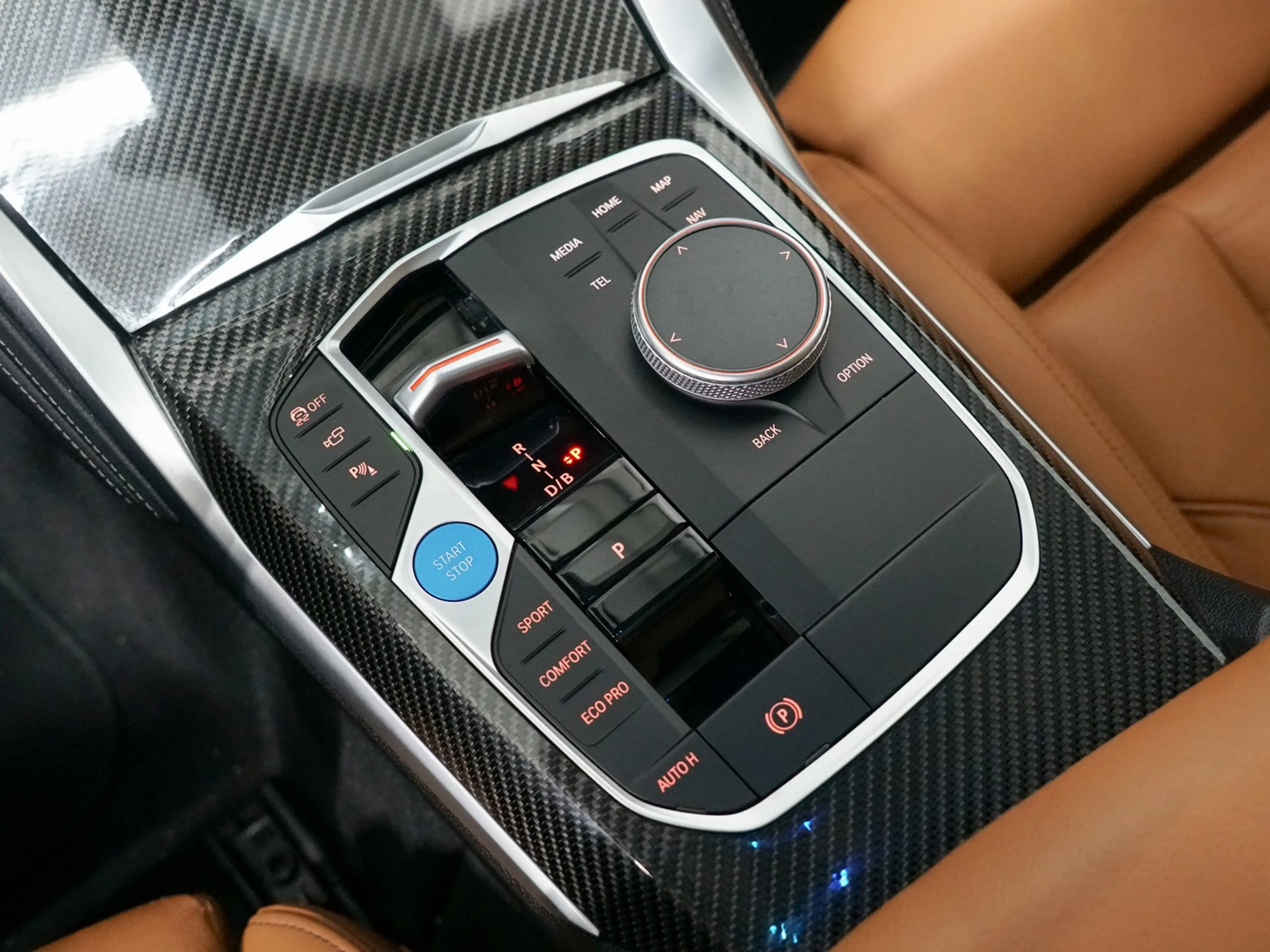 BMW i4 M50 Schuifdak | M-Stoelen | Harman Kardon — photo 25