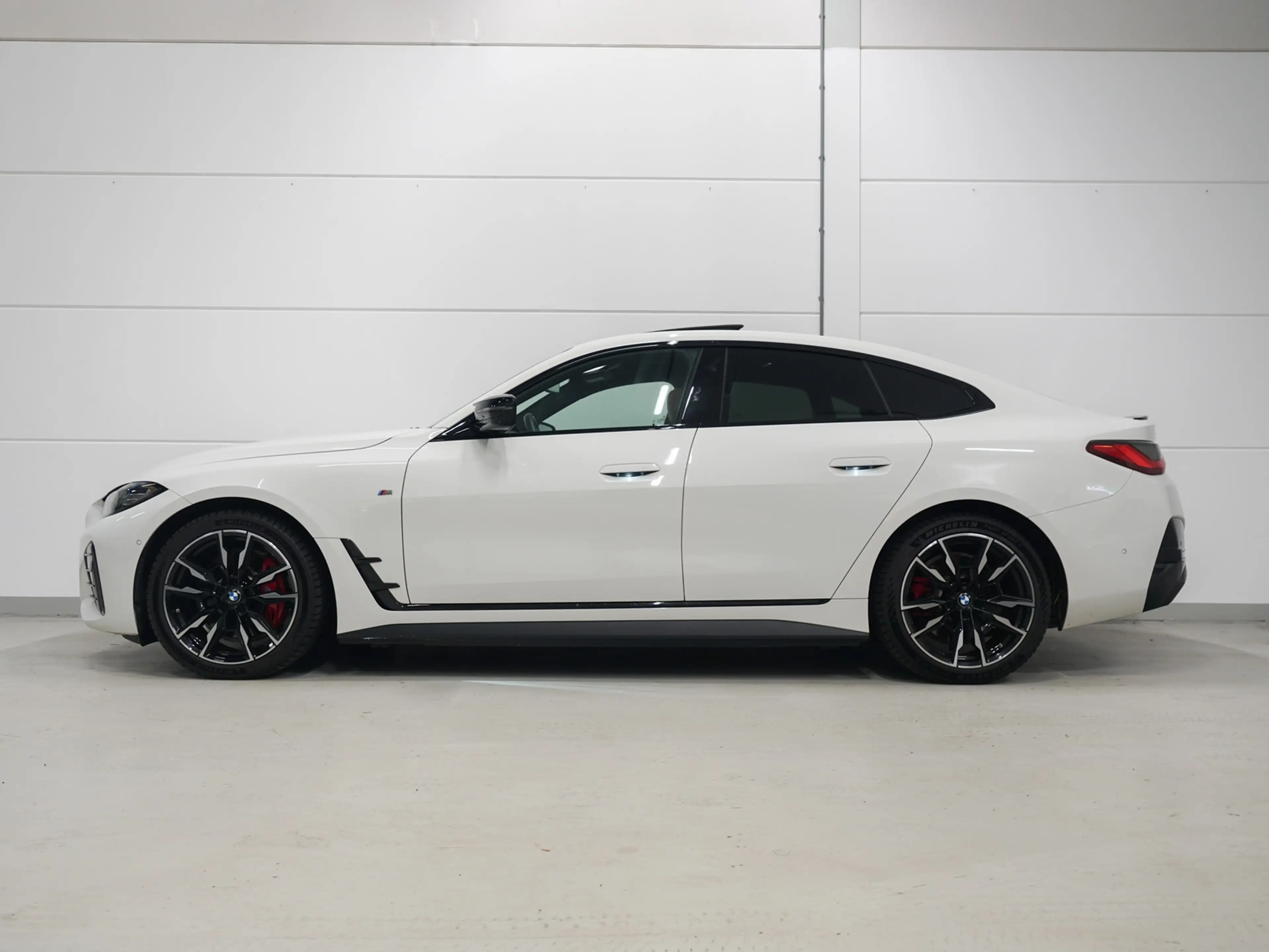 BMW i4 M50 Schuifdak | M-Stoelen | Harman Kardon — photo 5