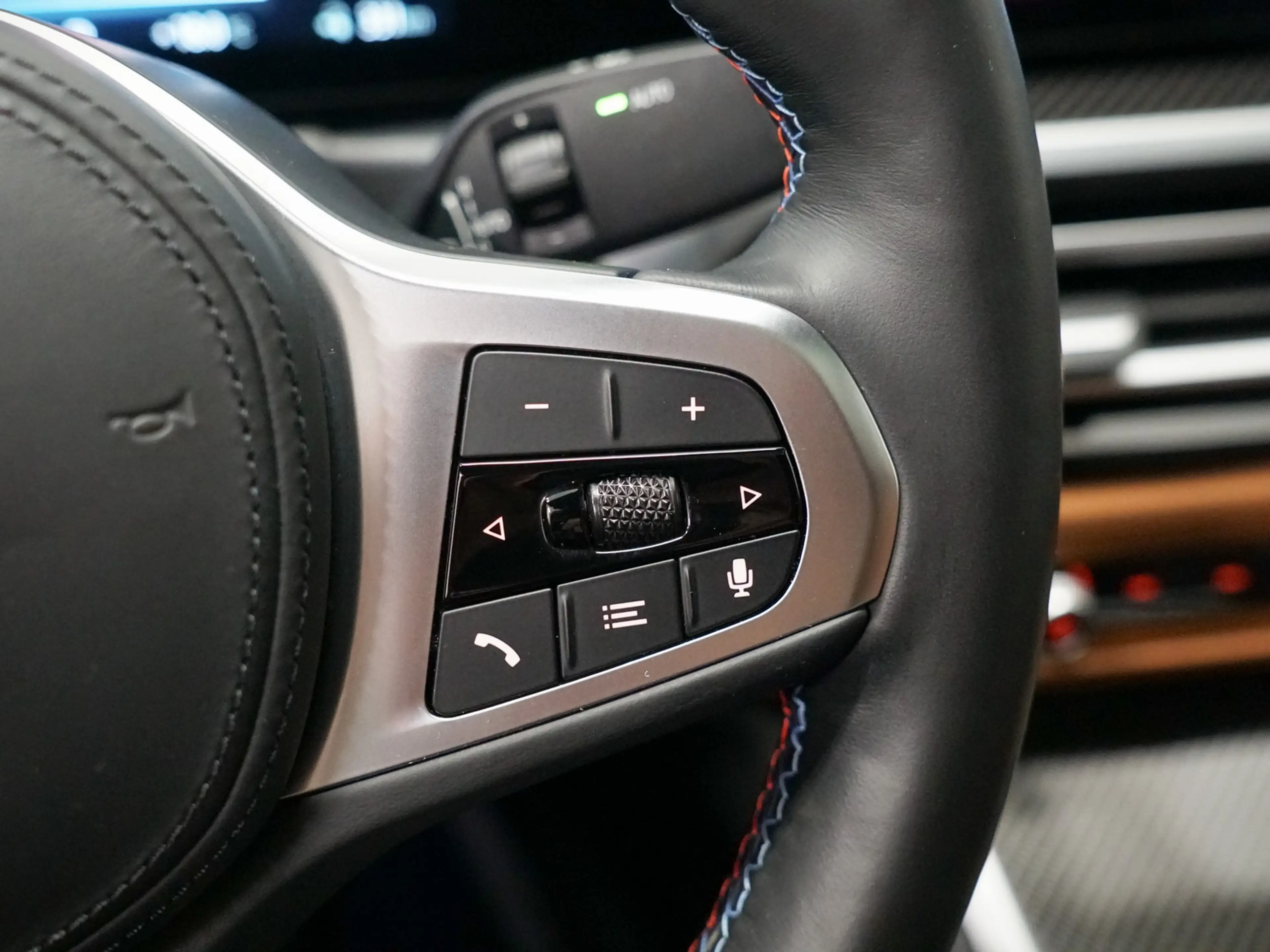 BMW i4 M50 Schuifdak | M-Stoelen | Harman Kardon — photo 48