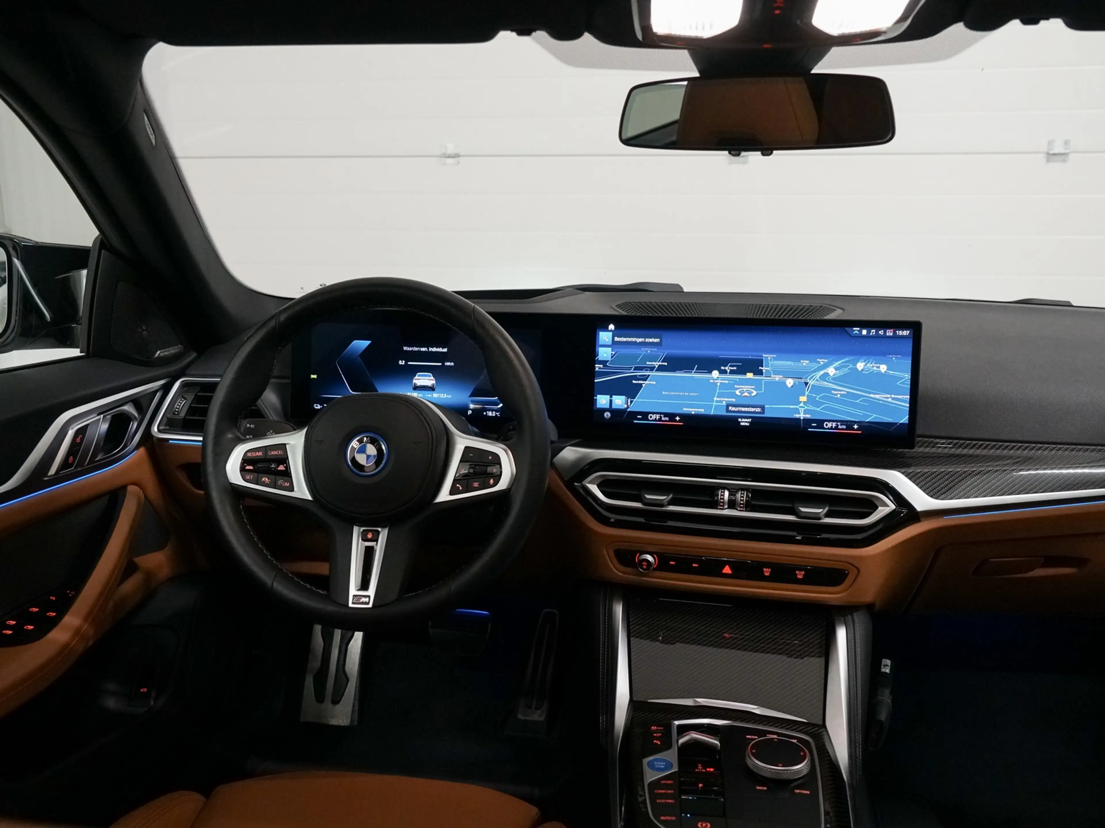 BMW i4 M50 Schuifdak | M-Stoelen | Harman Kardon — photo 11