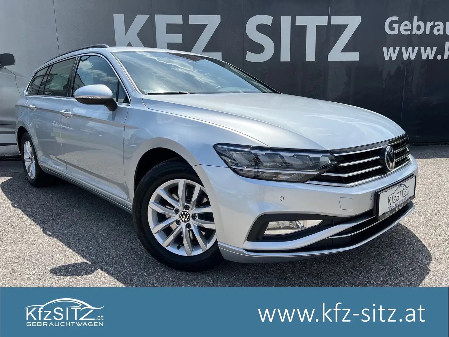 Volkswagen Passat Variant Business 2,0 SCR TDI DSG Silber - 1