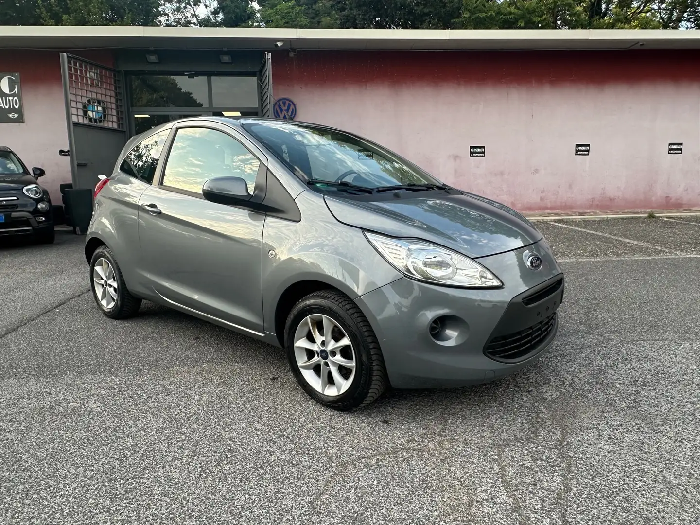 Ford Ka/Ka+ 1.2 8V 69 CV 72.500 km prezzo chiavi in mano Permu Grigio - 1