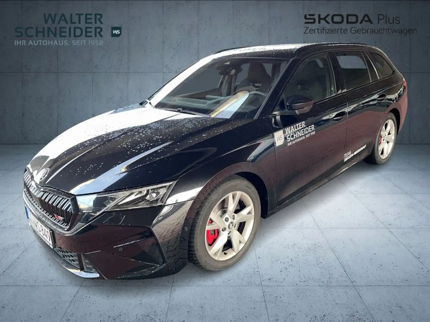 Skoda Octavia Combi RS 2,0 TSI 195 kW RS Schwarz - 2