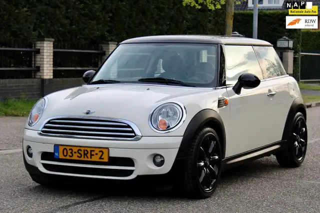 MINI Cooper D Mini 1.6 | AIRCO | TREKHAAK | ZEER MOOIE GOED ONDE