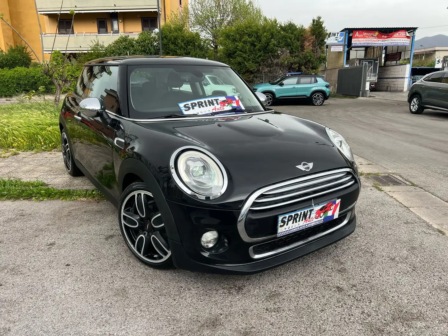 MINI Cooper D 1.5  auto BI XENO NAVIGATORE Schwarz - 1