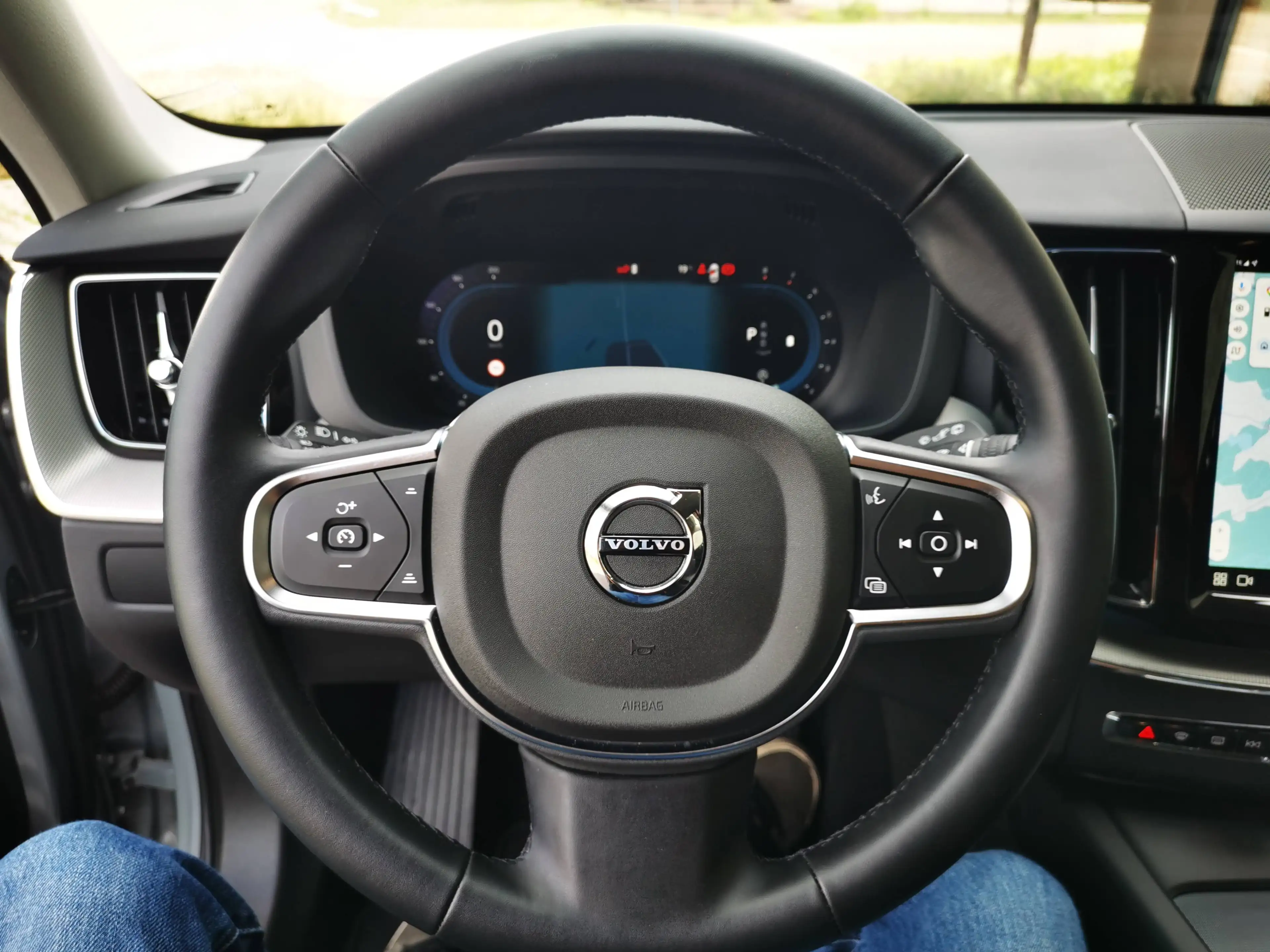 Volvo XC60 B5 AWD | MHEV | ACC | PILOT | BLIS | HK | LEDER | FULL LED | CAMERA | 19" — photo 9