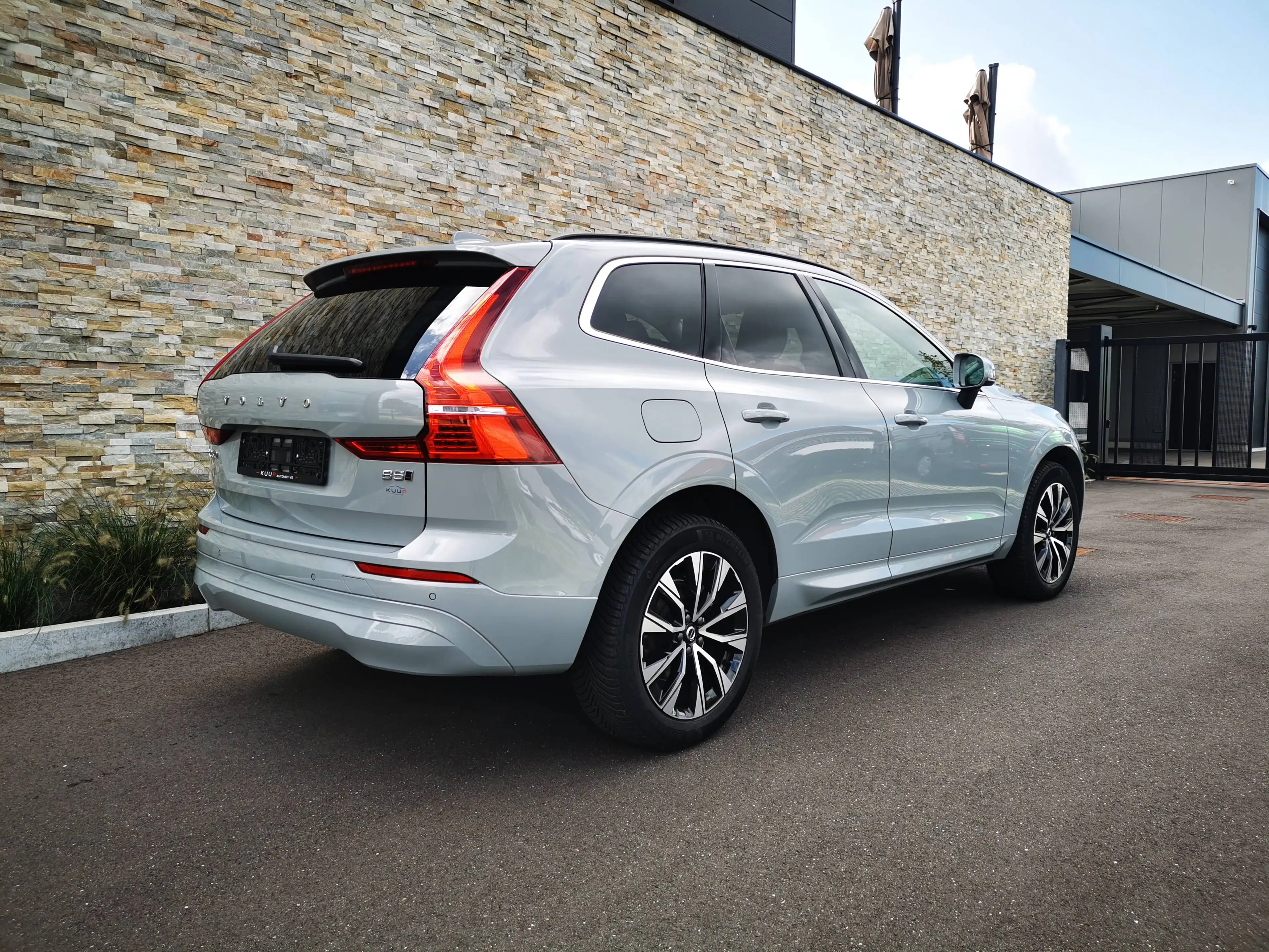 Volvo XC60 B5 AWD | MHEV | ACC | PILOT | BLIS | HK | LEDER | FULL LED | CAMERA | 19" — photo 13