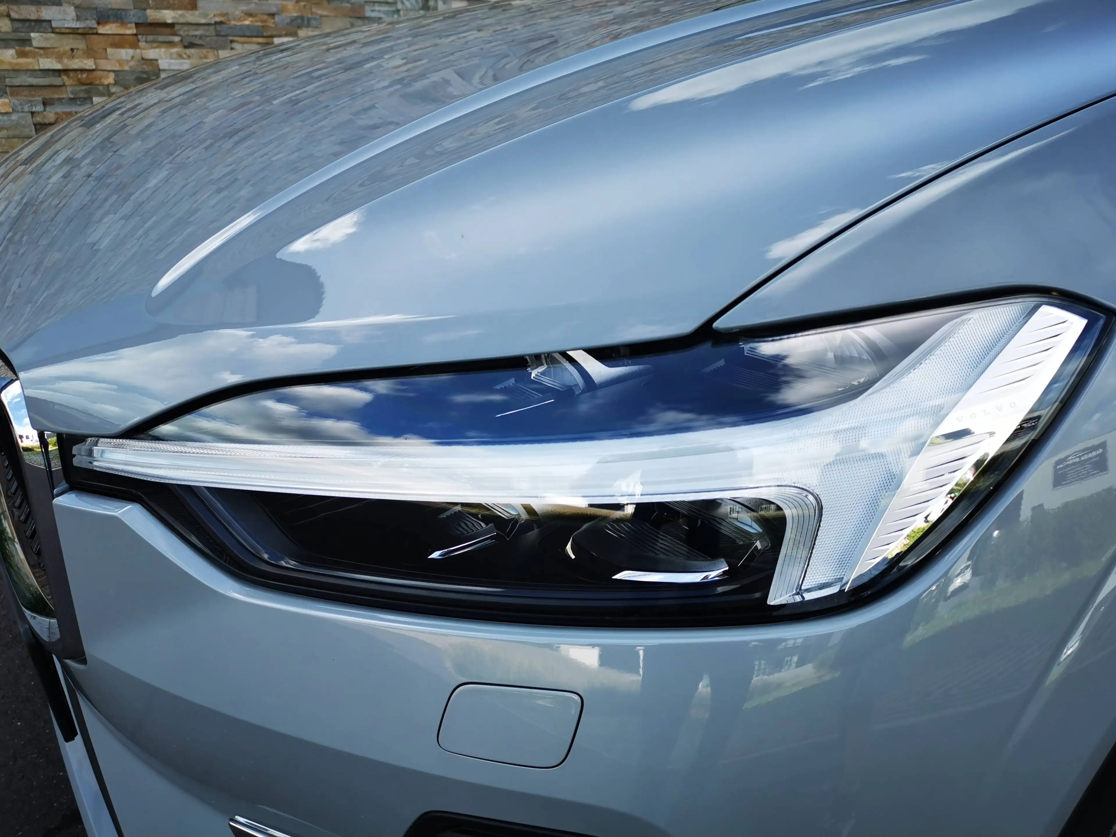 Volvo XC60 B5 AWD | MHEV | ACC | PILOT | BLIS | HK | LEDER | FULL LED | CAMERA | 19" — photo 15