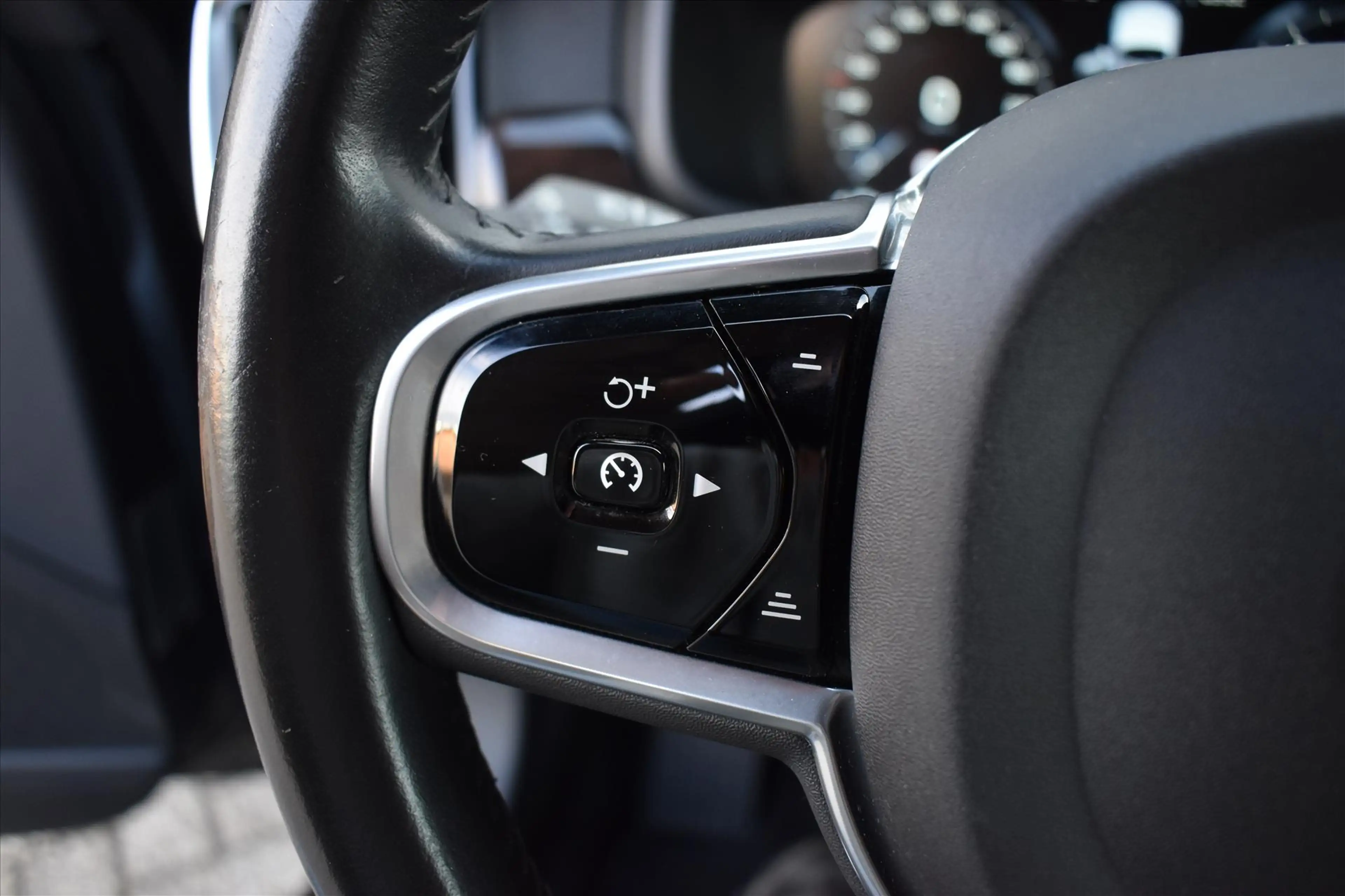 Volvo S90 T5 MOMENTUM Automaat | Wegklapbare trekhaak | Brui — photo 15