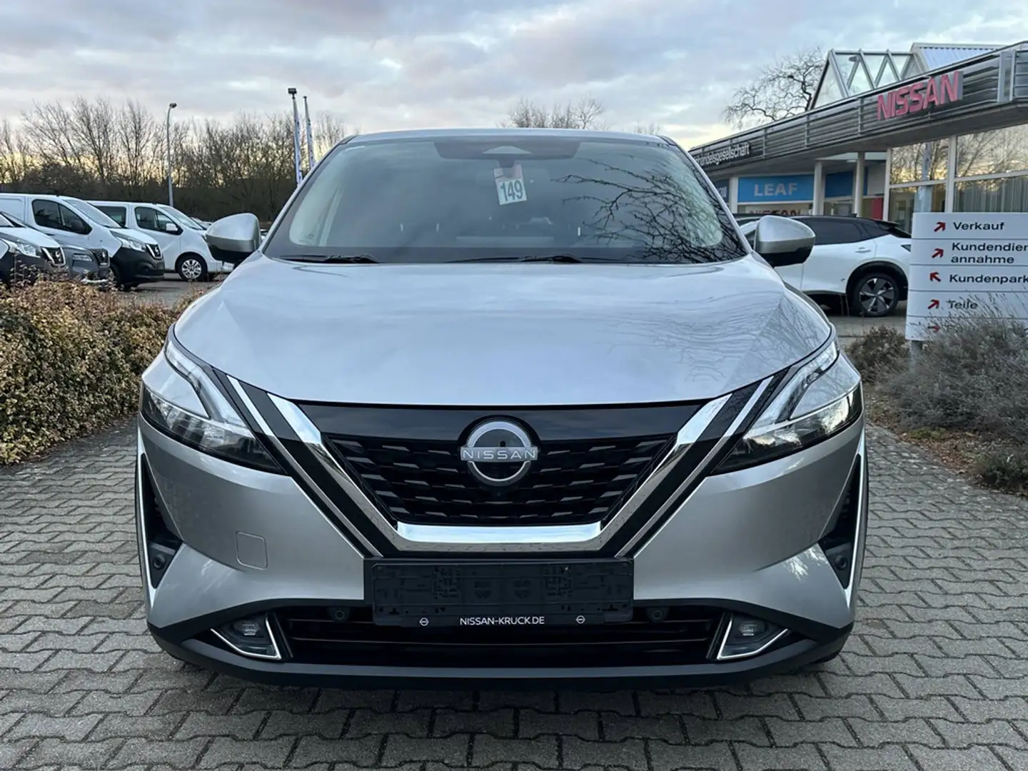 Nissan Qashqai MY22 1.5 VC-T E-POWER 190 PS 4x2 N-Connecta Winter Business Te Silber - 2