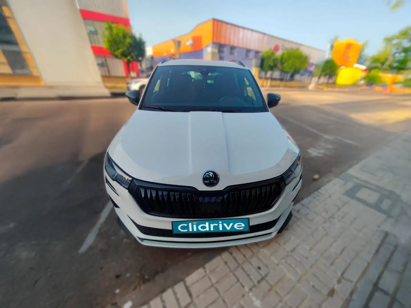 Skoda Karoq 1.5 TSI Sportline ACT DSG Blanc - 2