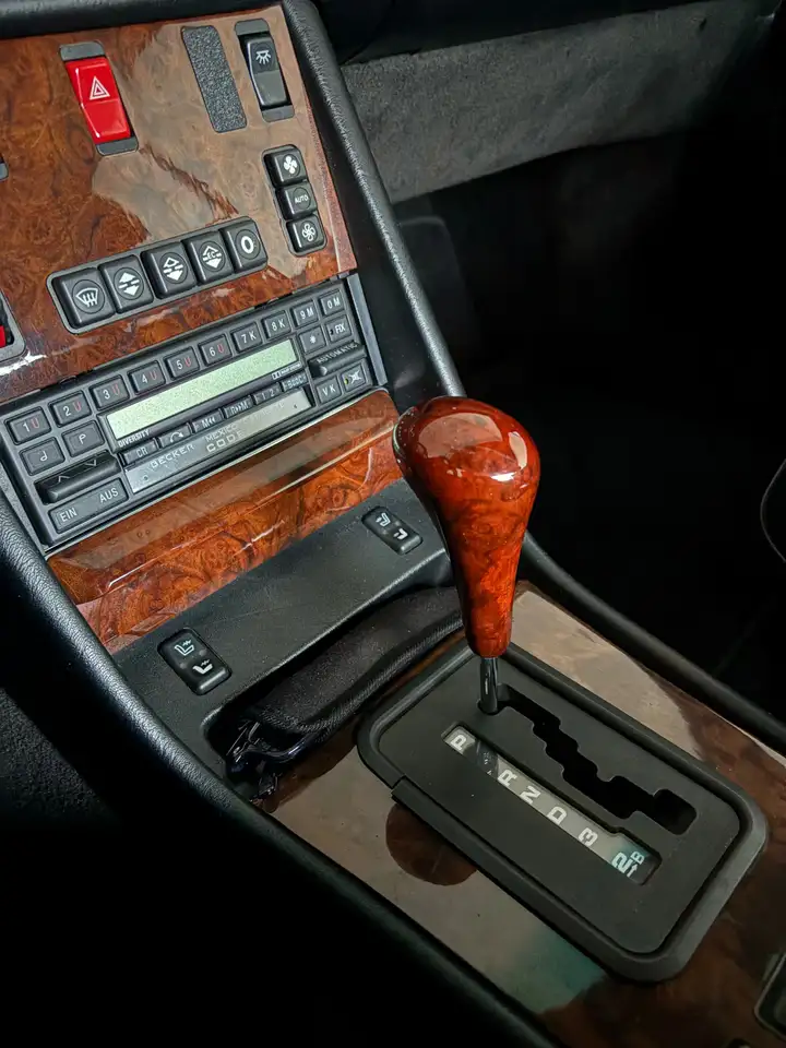Mercedes-Benz 560 SEC, foto 8
