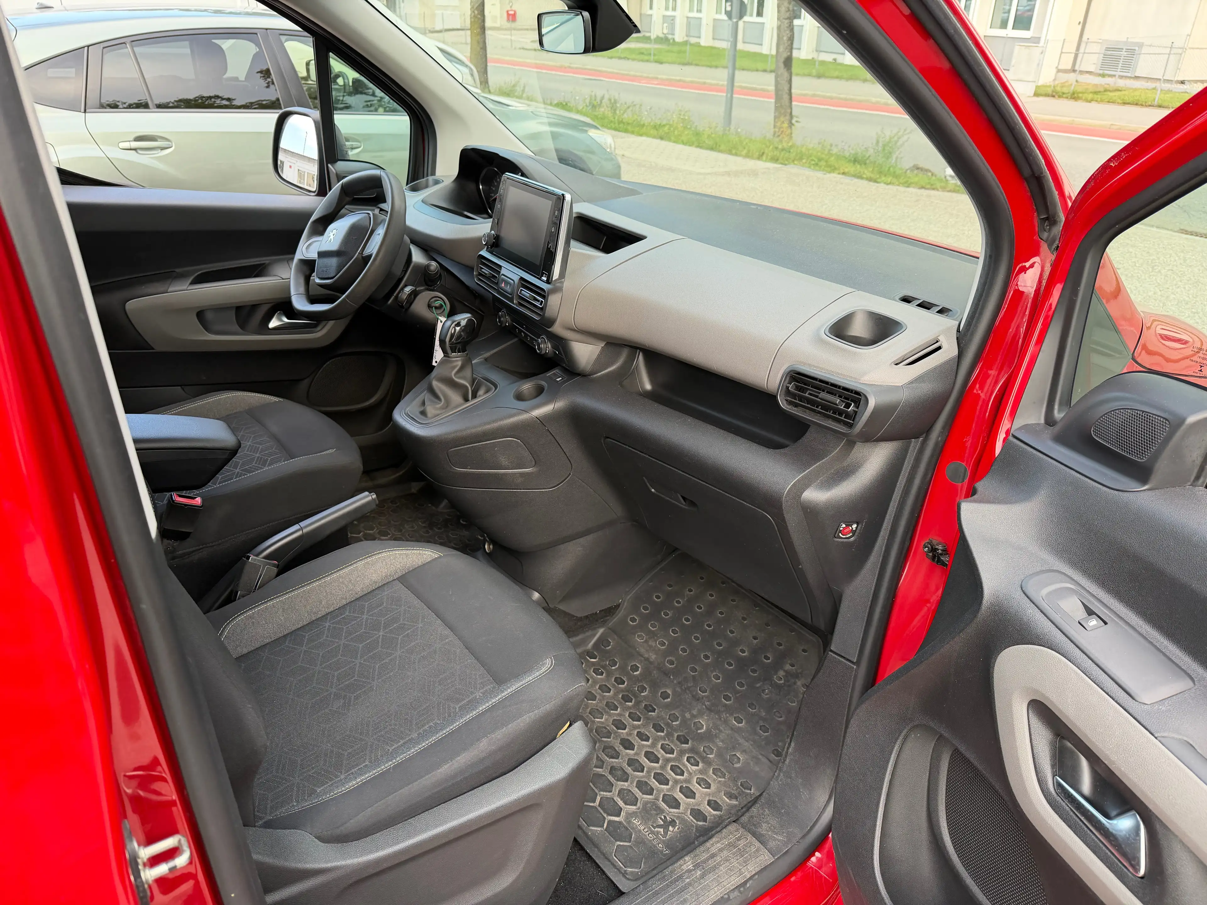 Peugeot Rifter Active L1 — photo 9