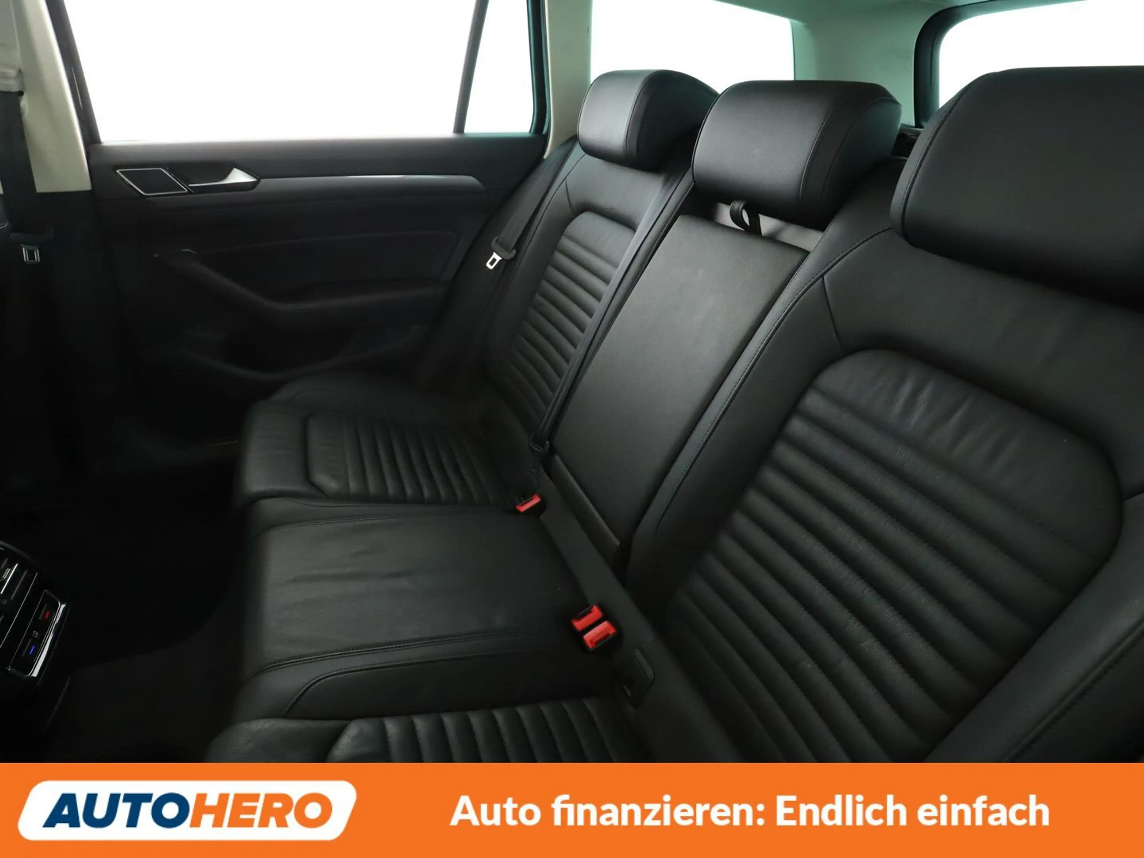 Volkswagen Passat Alltrack 2.0 TDI 4Motion BM Tech Aut.*ACC*NAVI*PDC*SHZ* — photo 14