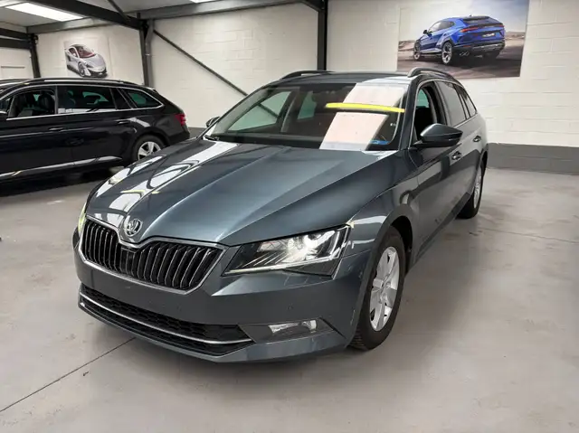 Skoda Superb Superb SW 1.6 CR TDi Ambition DSG