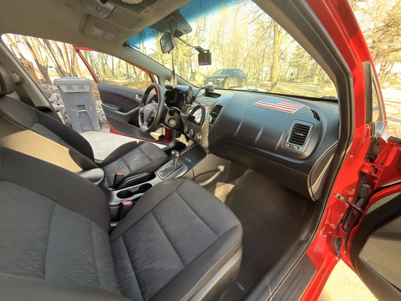 Kia Forte снимка Kia Forte