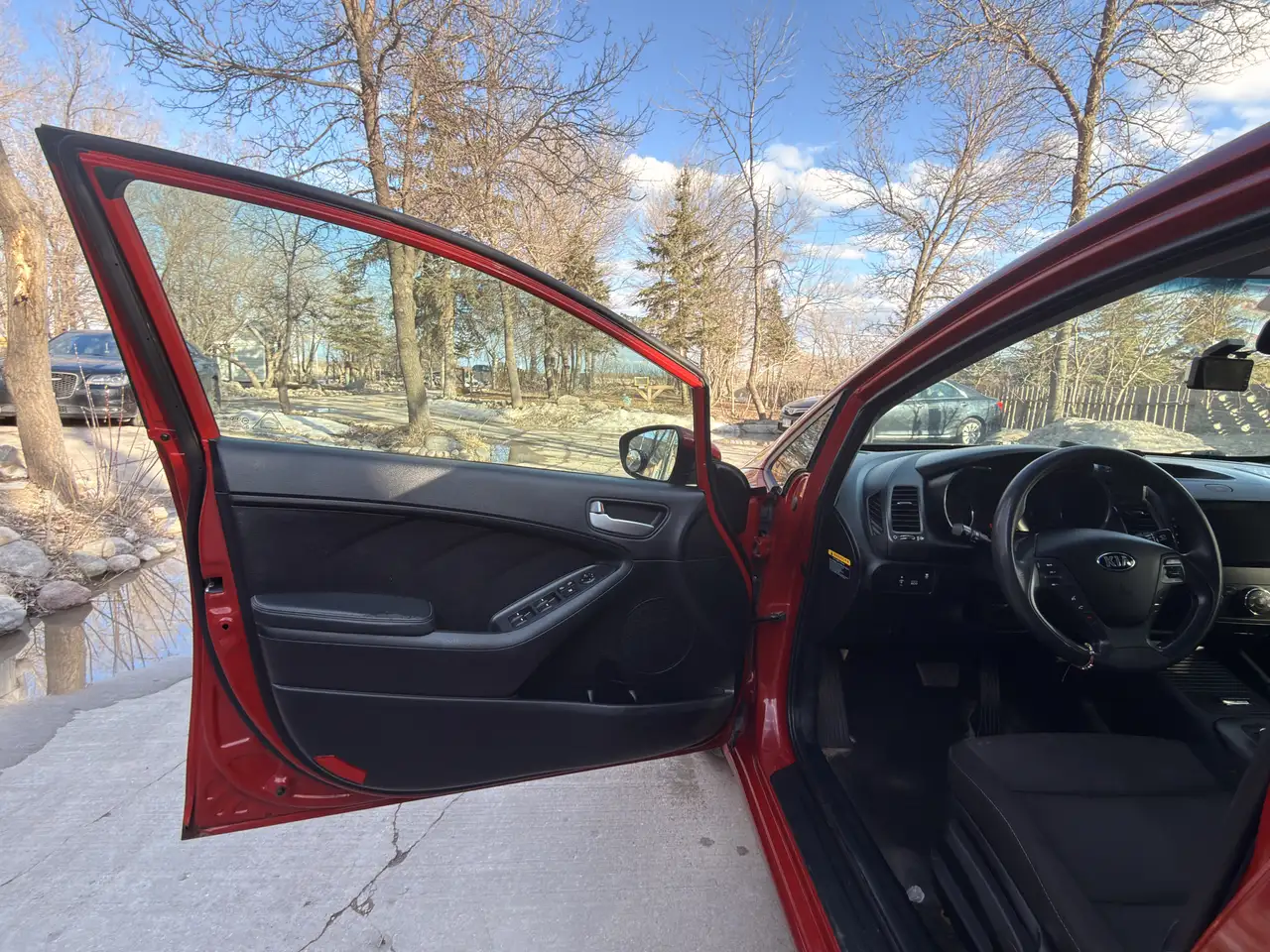 Kia Forte снимка Kia Forte
