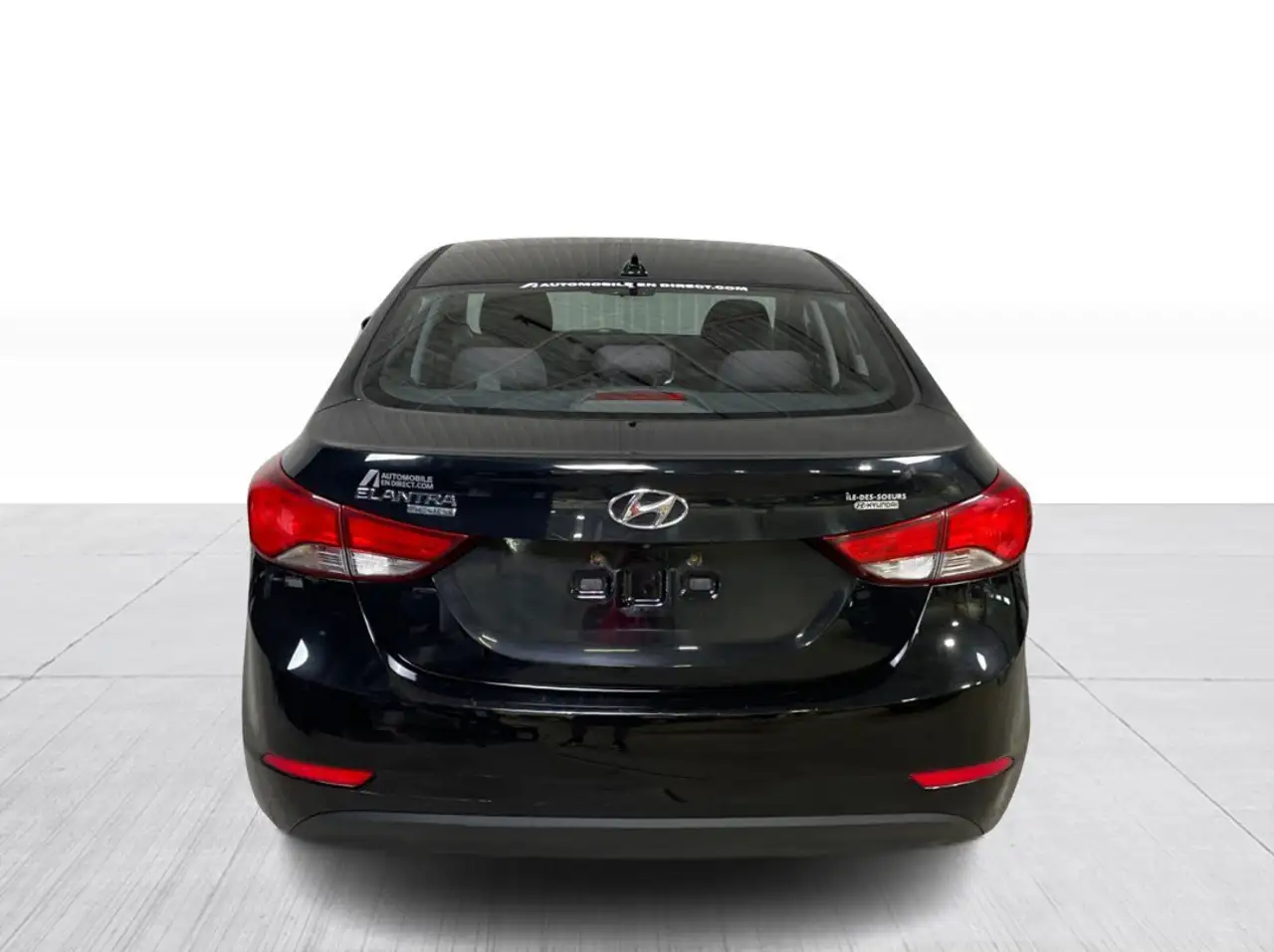 Hyundai ELANTRA fotografie Hyundai ELANTRA
