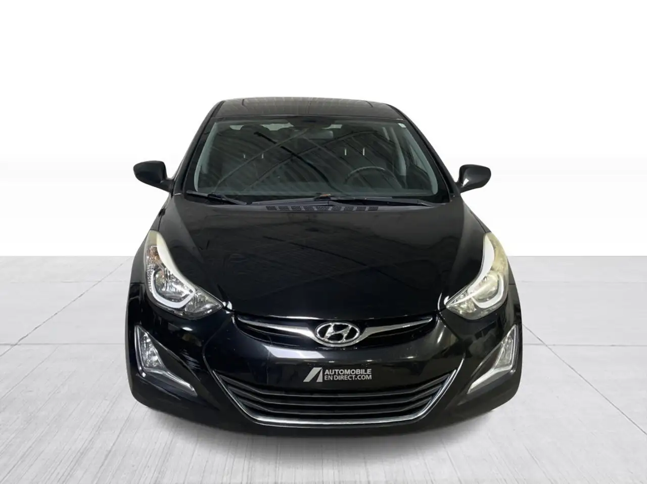 Hyundai ELANTRA fotografie Hyundai ELANTRA