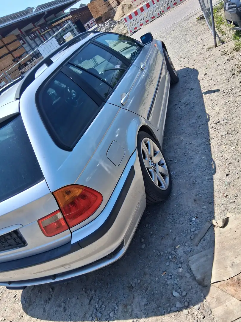 BMW 320 320d touring Zilver - 2