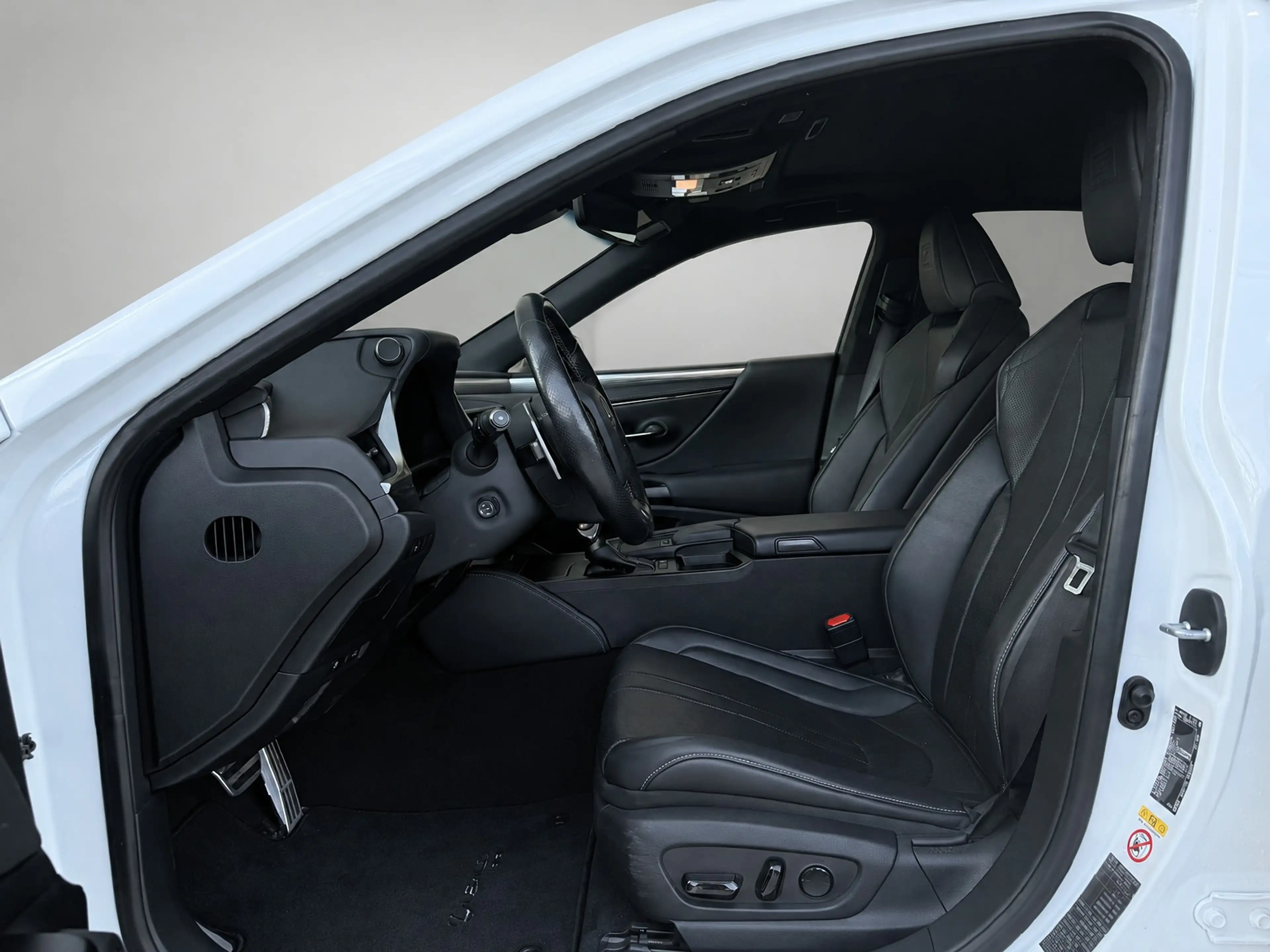 Lexus ES 300 300h F Sport Line | Mark-Levinson | Carplay | Stoe — photo 6