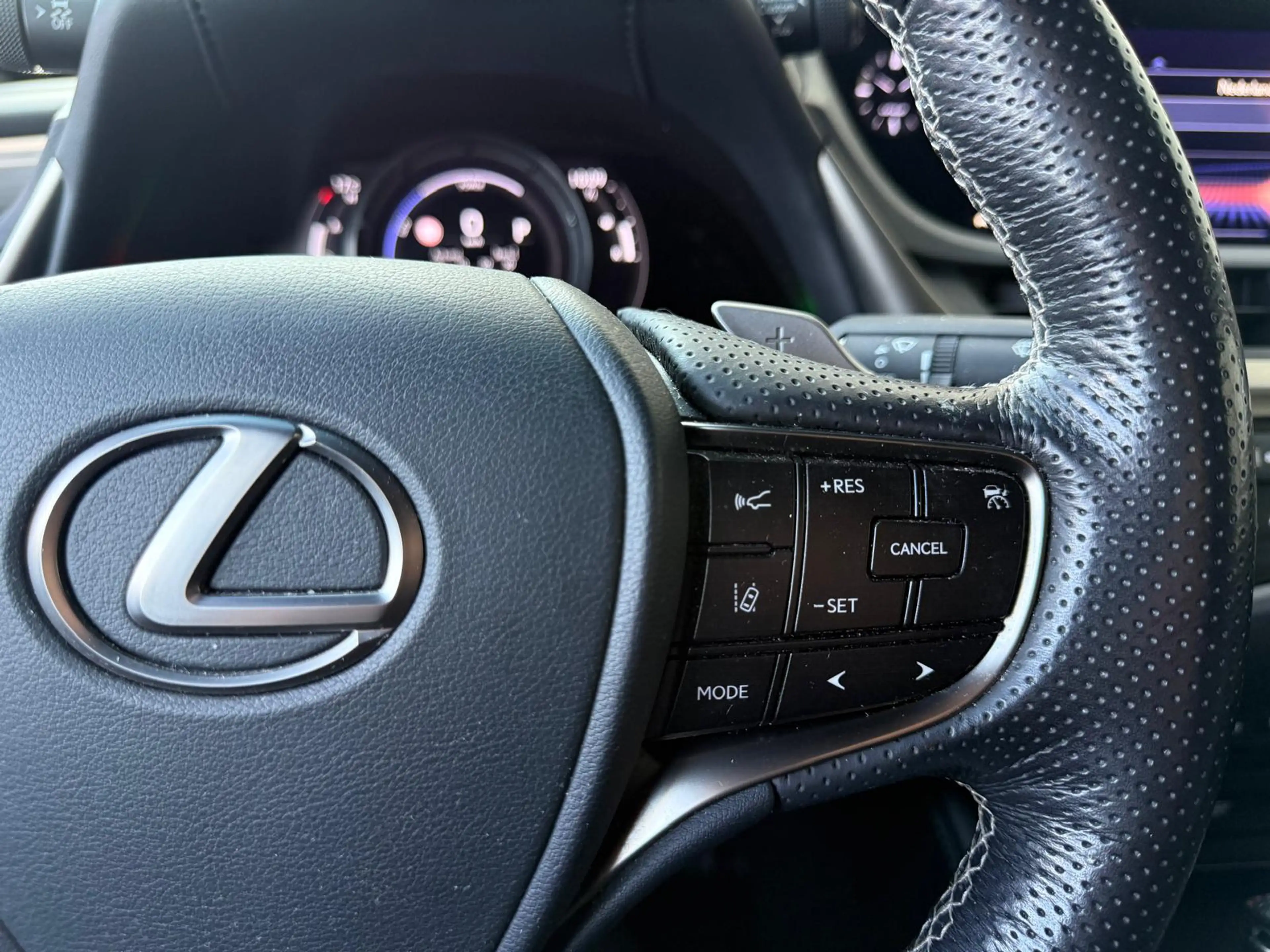 Lexus ES 300 300h F Sport Line | Mark-Levinson | Carplay | Stoe — photo 10