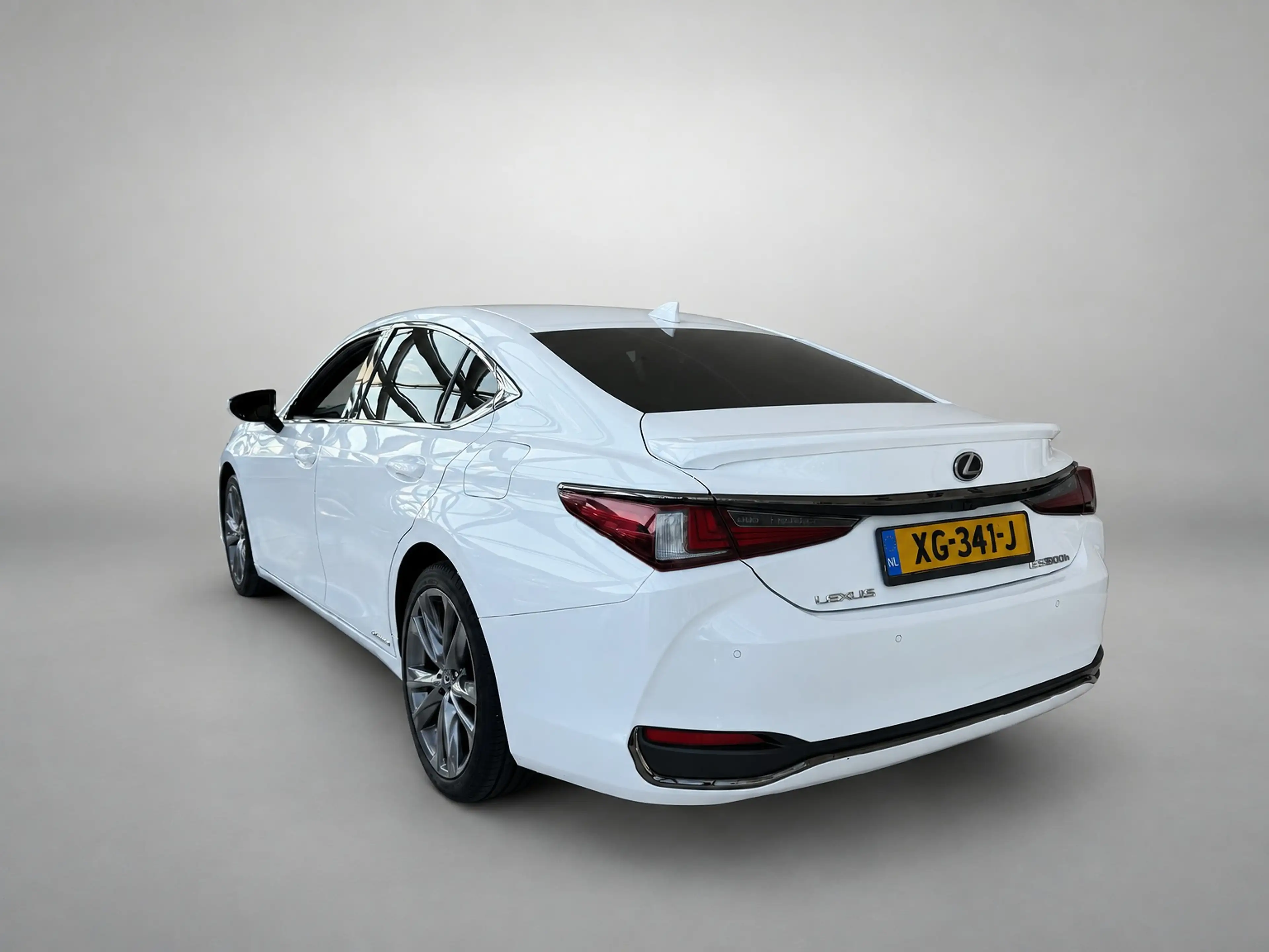 Lexus ES 300 300h F Sport Line | Mark-Levinson | Carplay | Stoe — photo 4