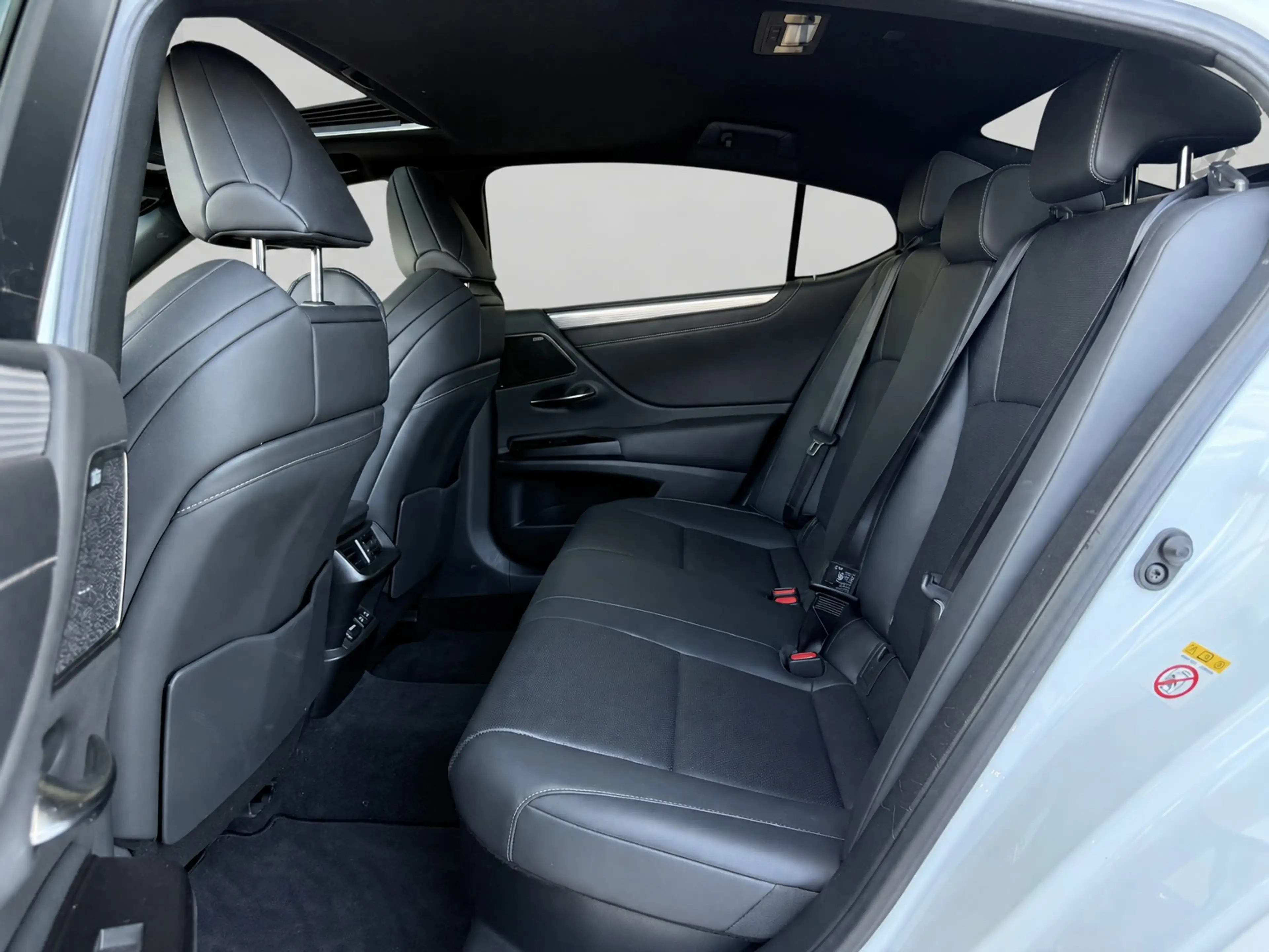Lexus ES 300 300h F Sport Line | Mark-Levinson | Carplay | Stoe — photo 7
