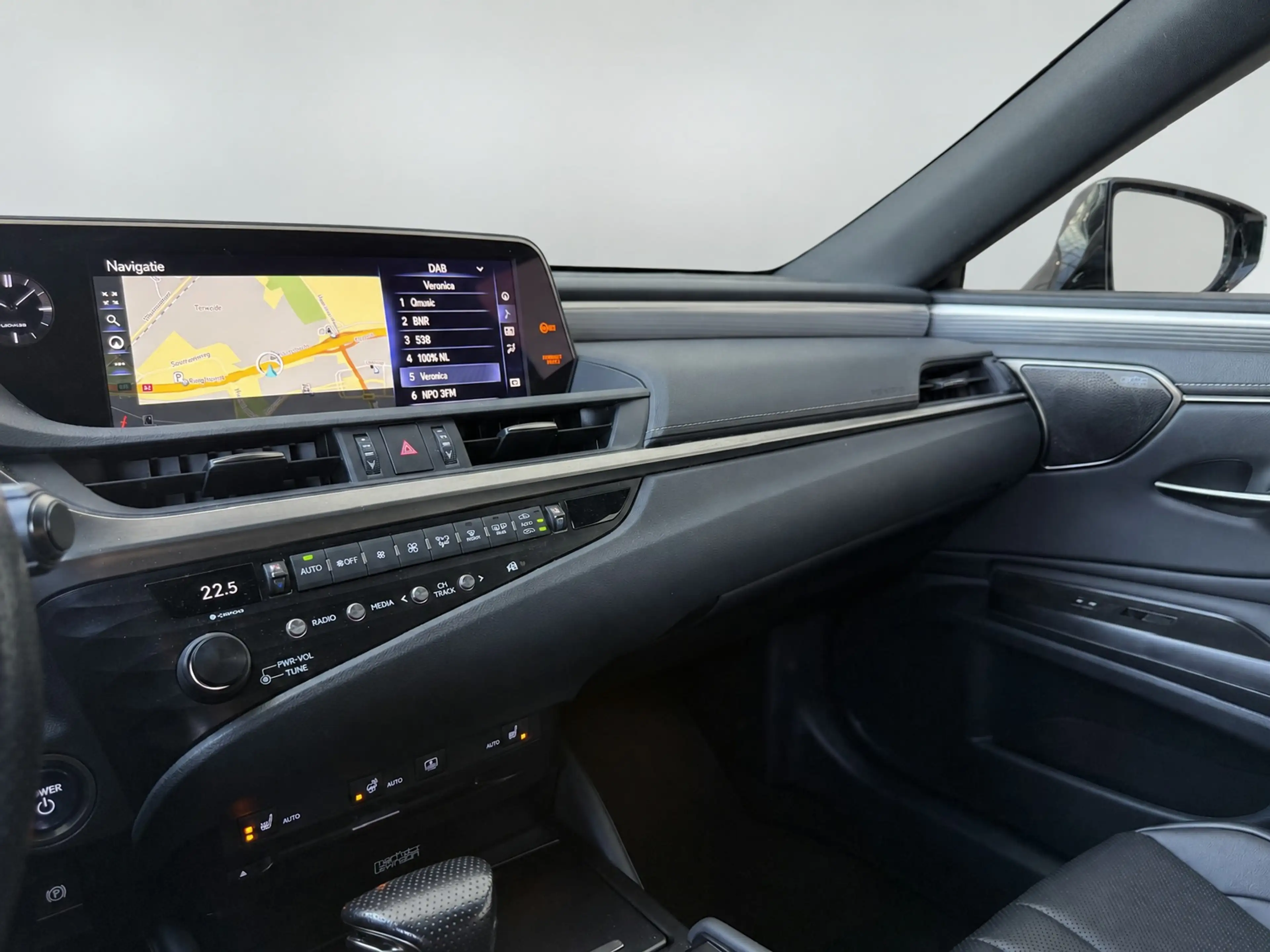 Lexus ES 300 300h F Sport Line | Mark-Levinson | Carplay | Stoe — photo 11