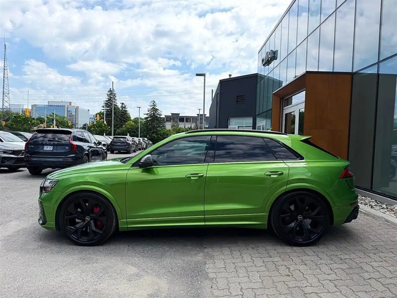 Audi RS Q8 снимка Audi RS Q8