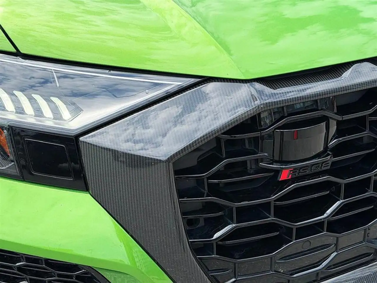 Audi RS Q8 снимка Audi RS Q8