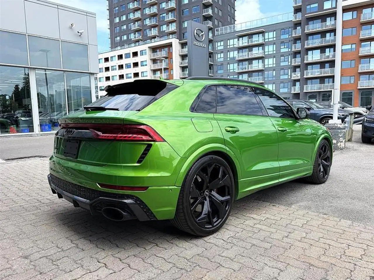 Audi RS Q8 снимка Audi RS Q8