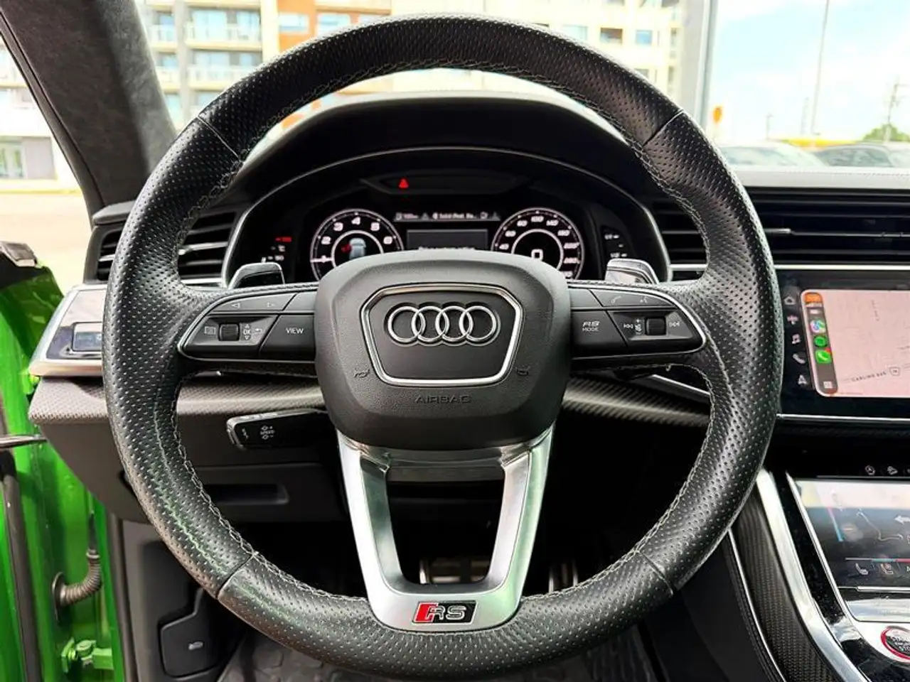 Audi RS Q8 снимка Audi RS Q8