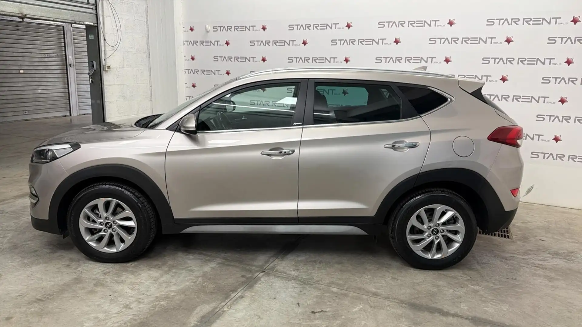 Hyundai TUCSON Tucson 1.7 CRDi DCT XPossible Grigio - 2