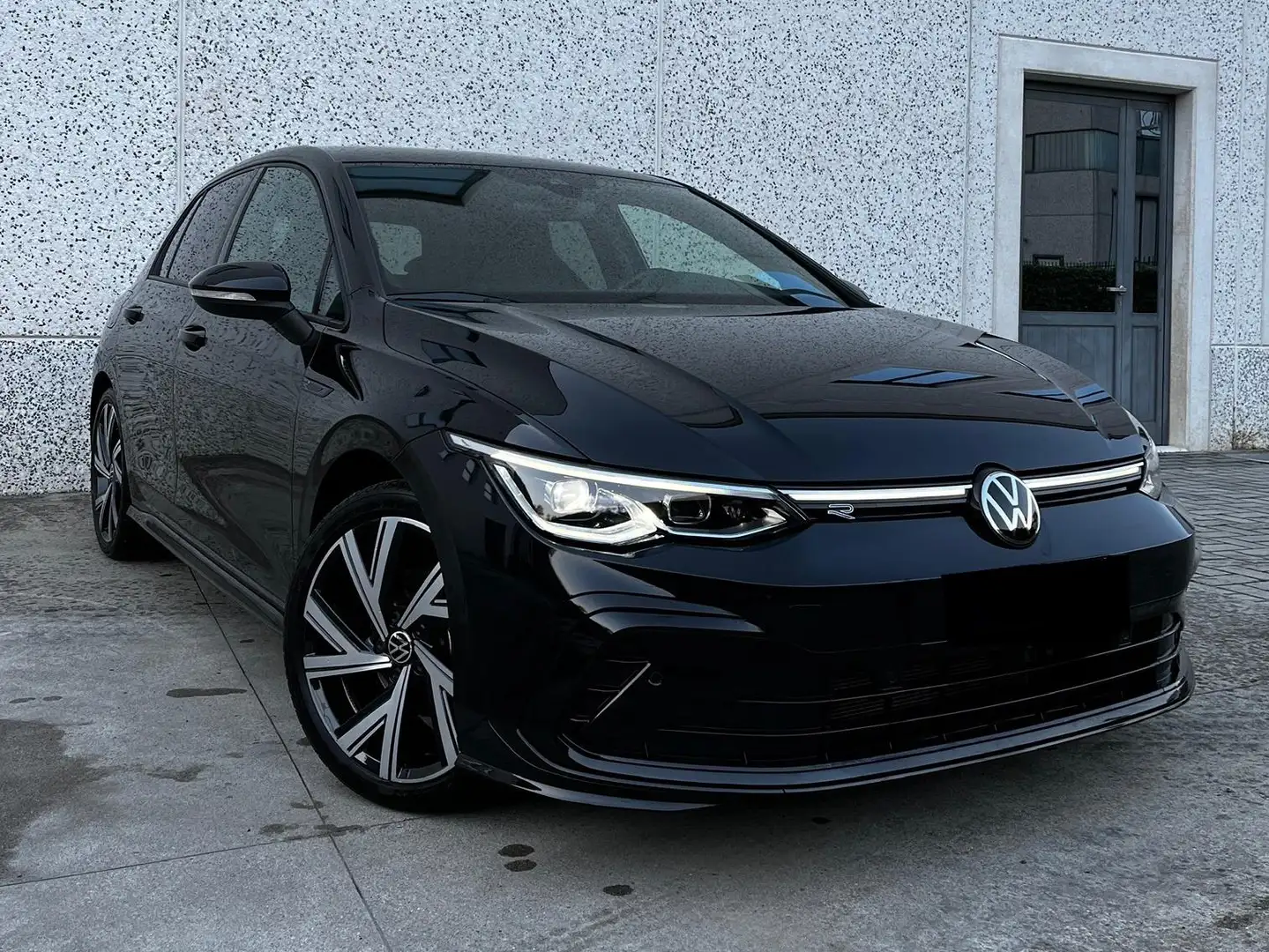Volkswagen Golf Golf 8 R-Line 131cv garanzia e service Volkswagen Black - 1