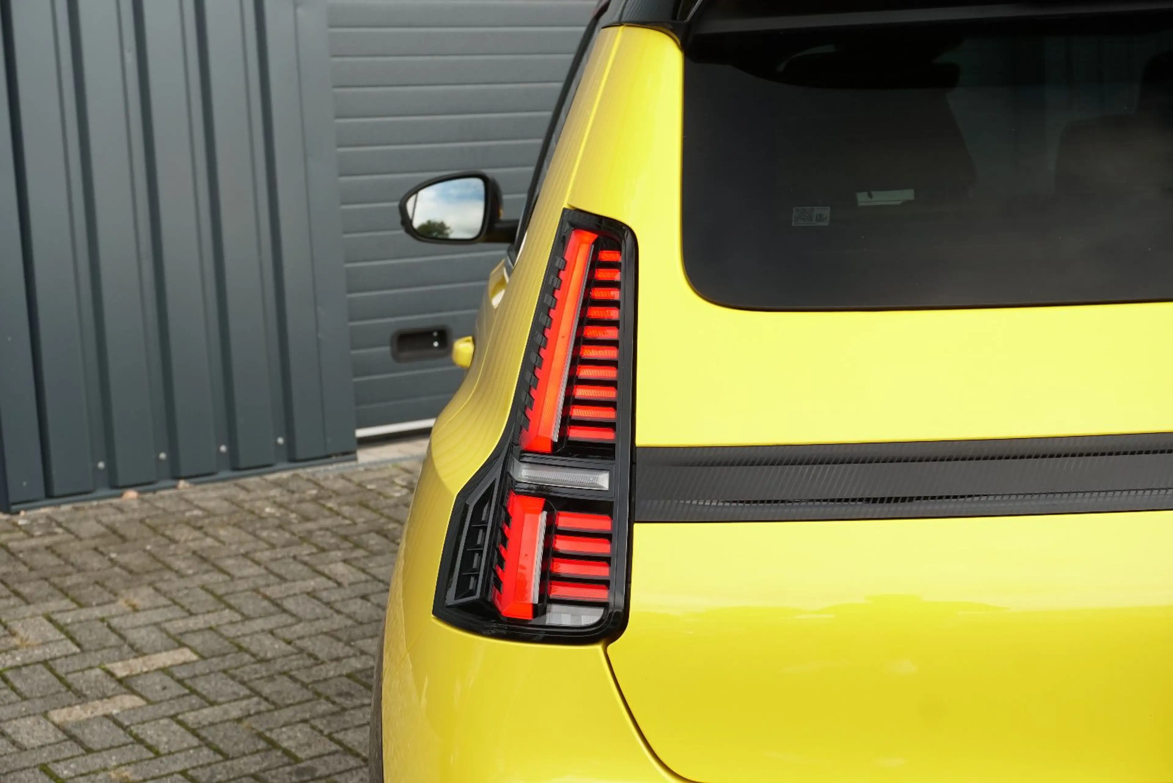 Renault R 5 5 E-Tech Iconic Five 150 LED H&K SHZ 52kWh Kamer — photo 14