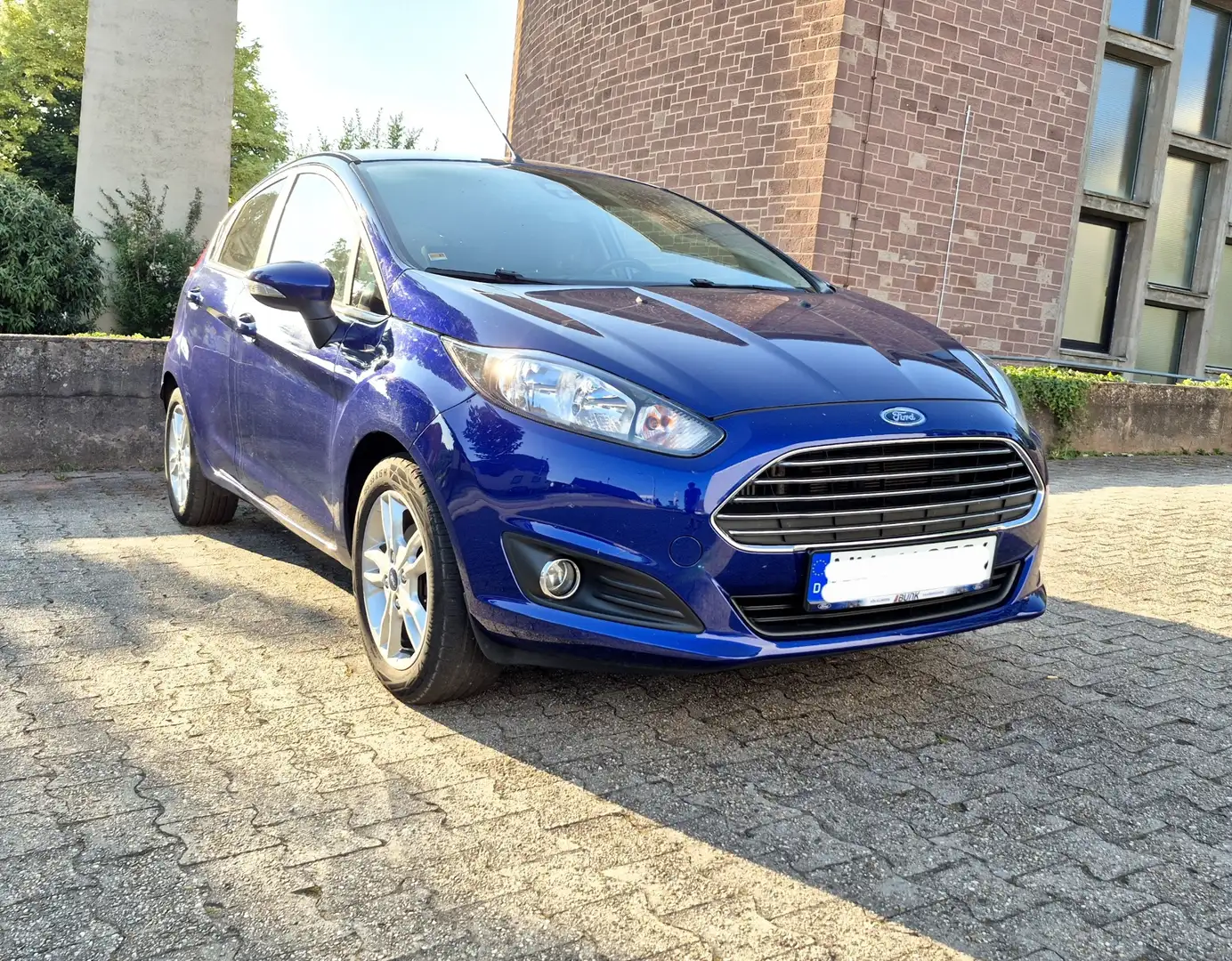 Ford Fiesta Sync Edition - 1