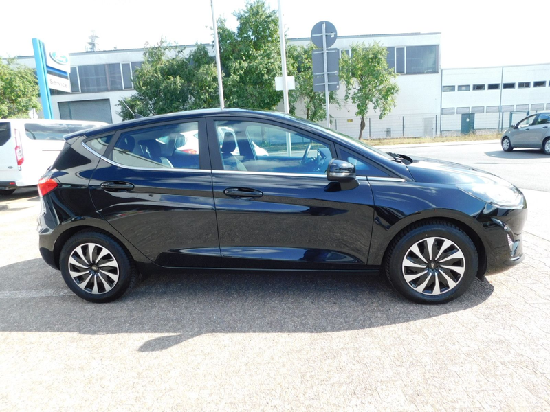 Ford Fiesta Titanium Automtik 5trg — photo 4